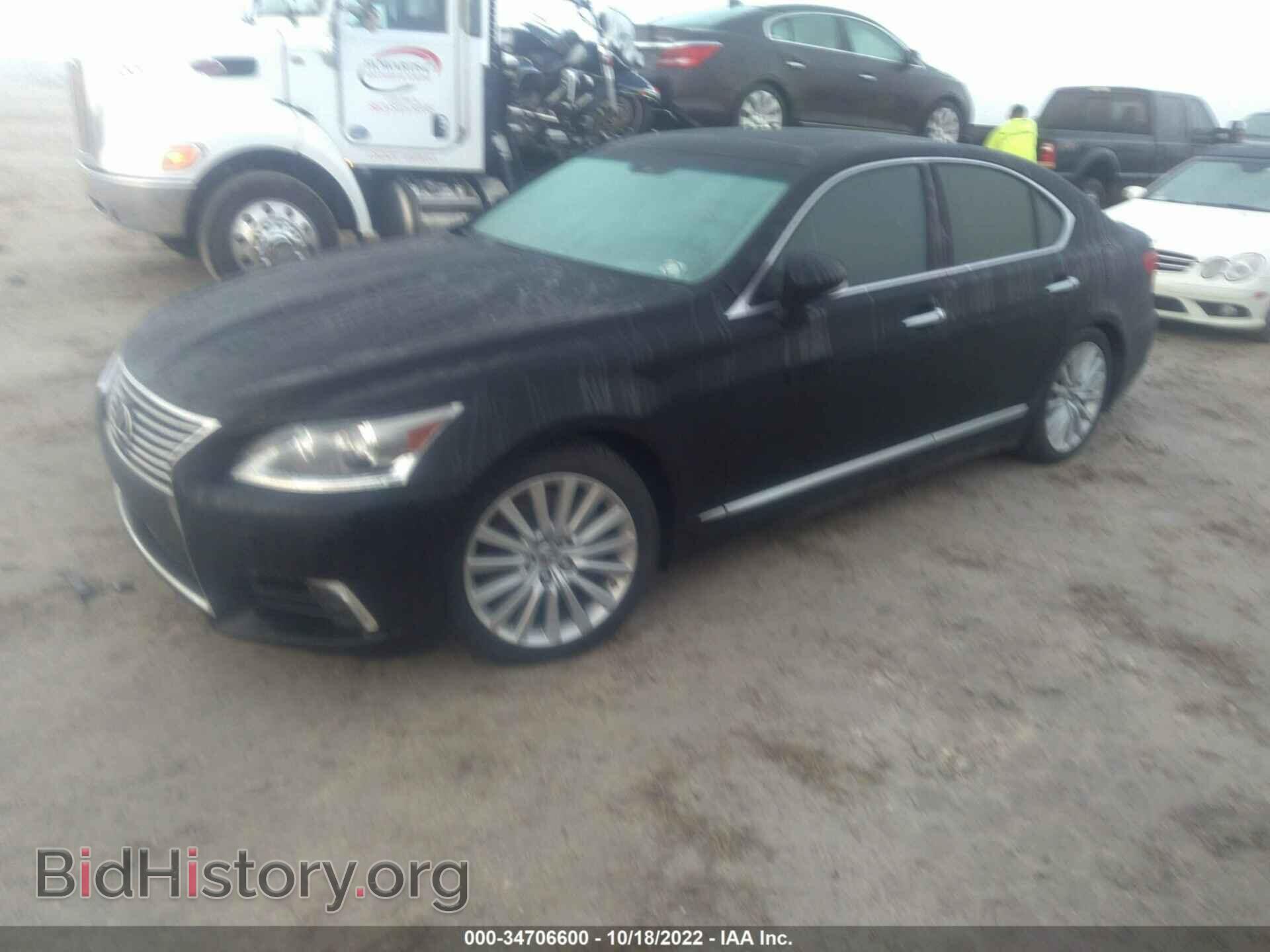 2017 LEXUS LS - VIN: JTHCL5EF7H5027997 - Photo 2