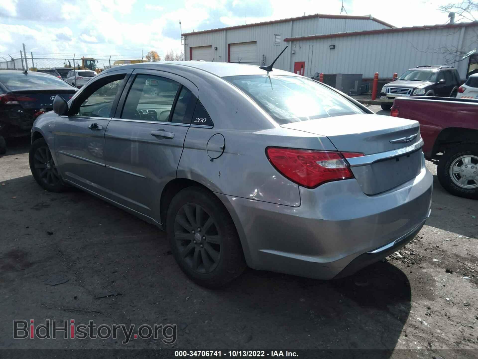 2013 CHRYSLER 200 - VIN: 1C3CCBBB3DN732618 - Фото 3