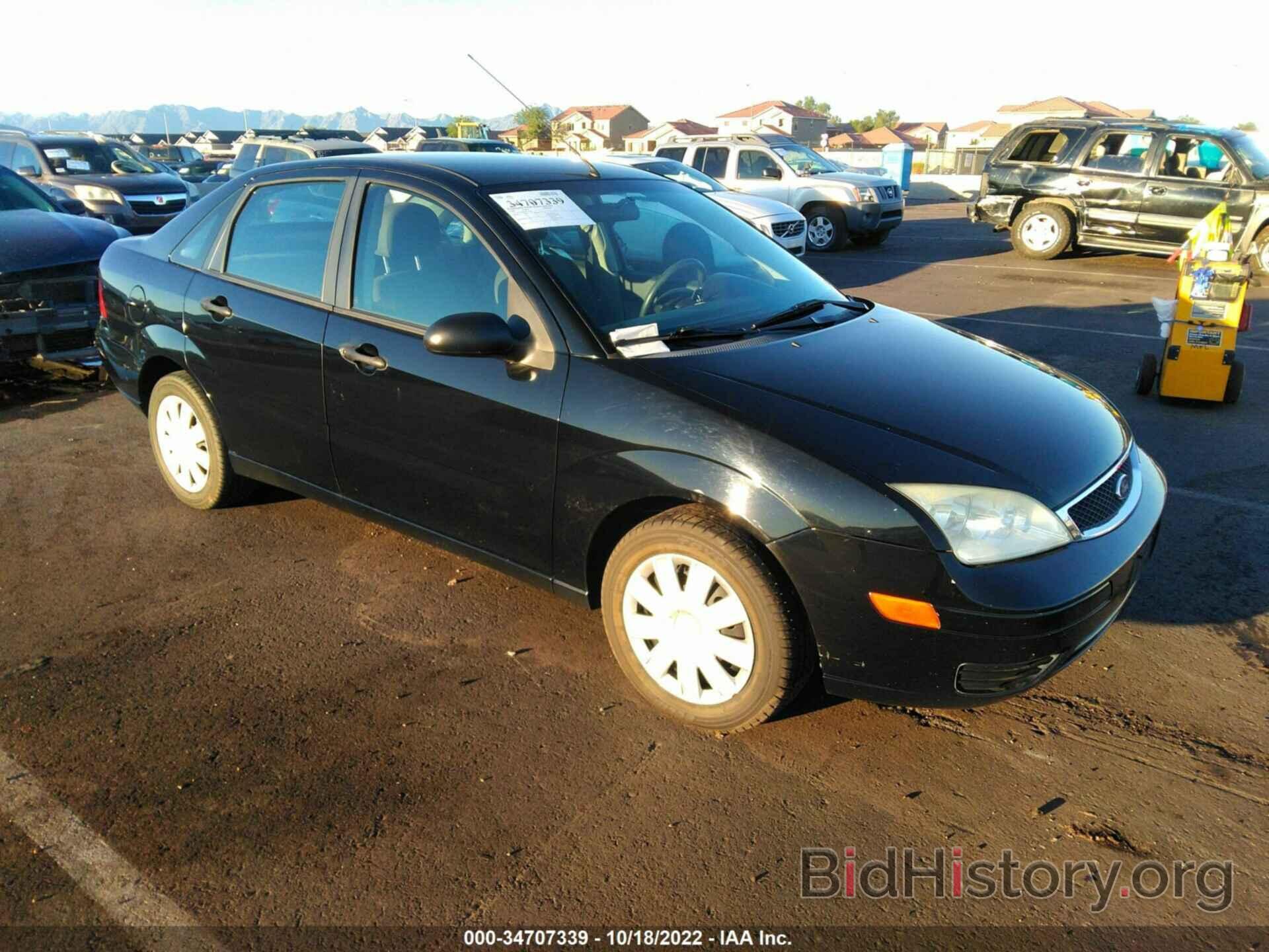 Photo 1FAFP34N86W123067 - FORD FOCUS 2006