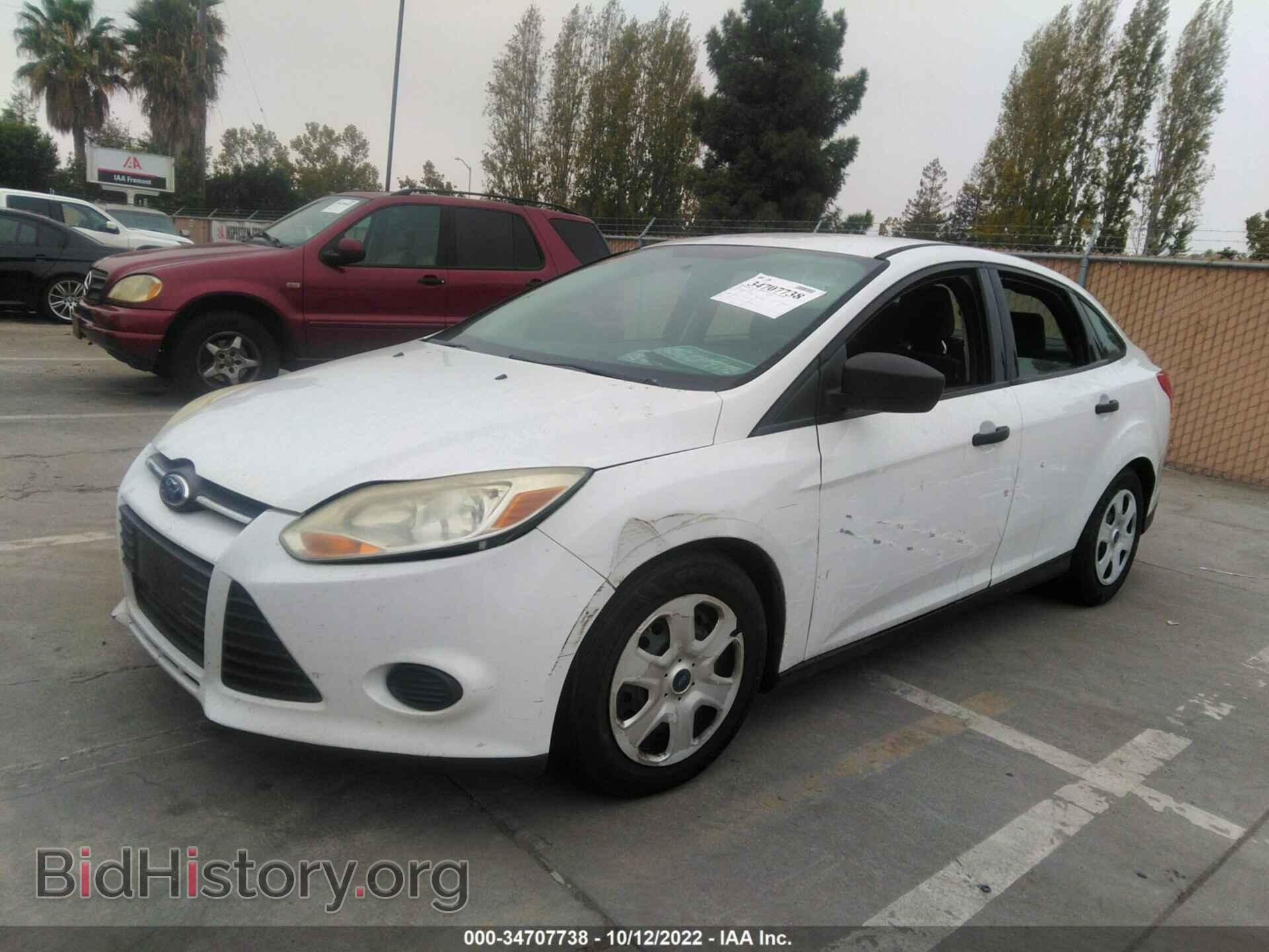 2014 FORD FOCUS - VIN: 1FADP3E25EL130182 - Photo 2