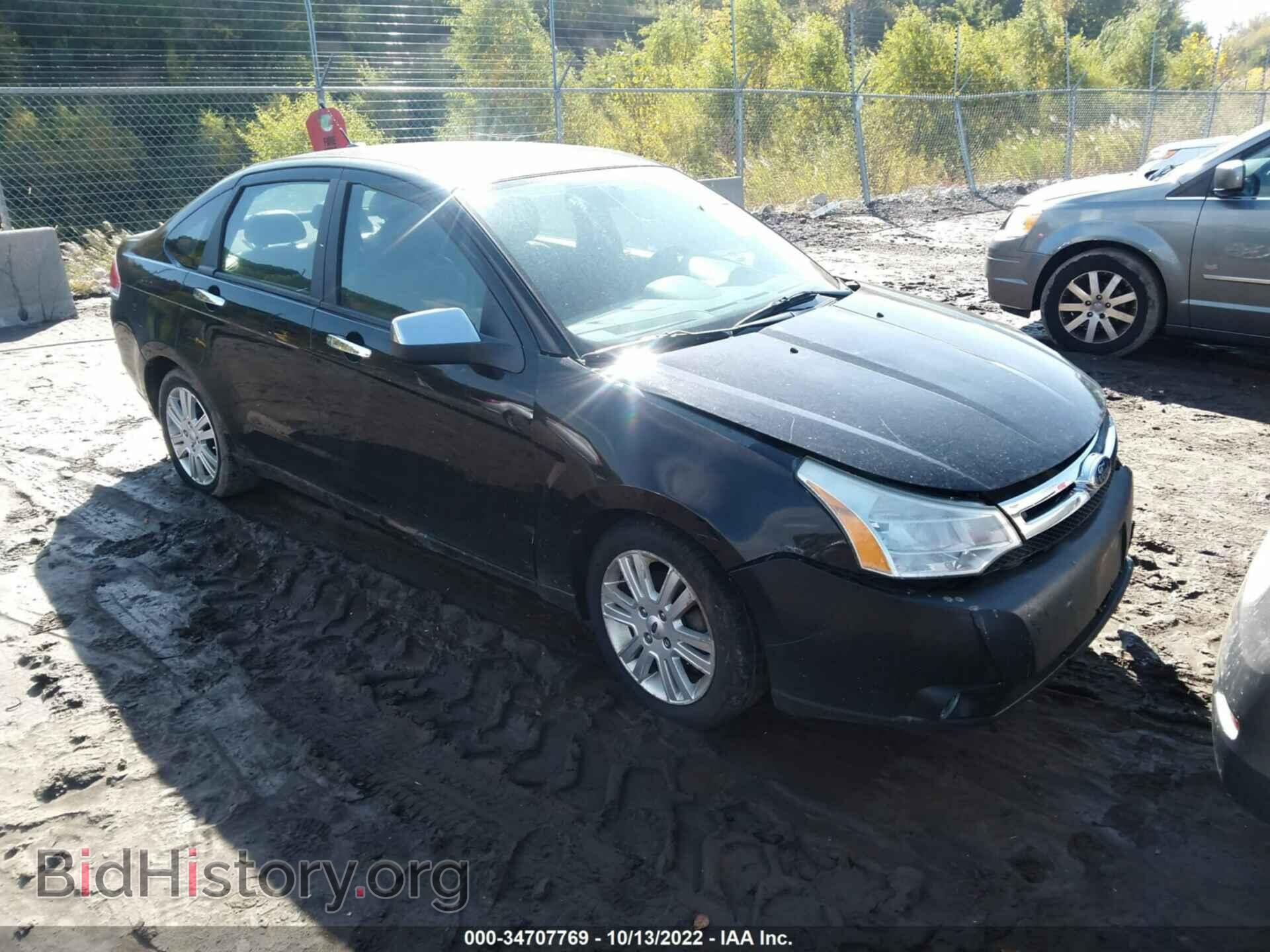 Photo 1FAHP3HN7BW176078 - FORD FOCUS 2011