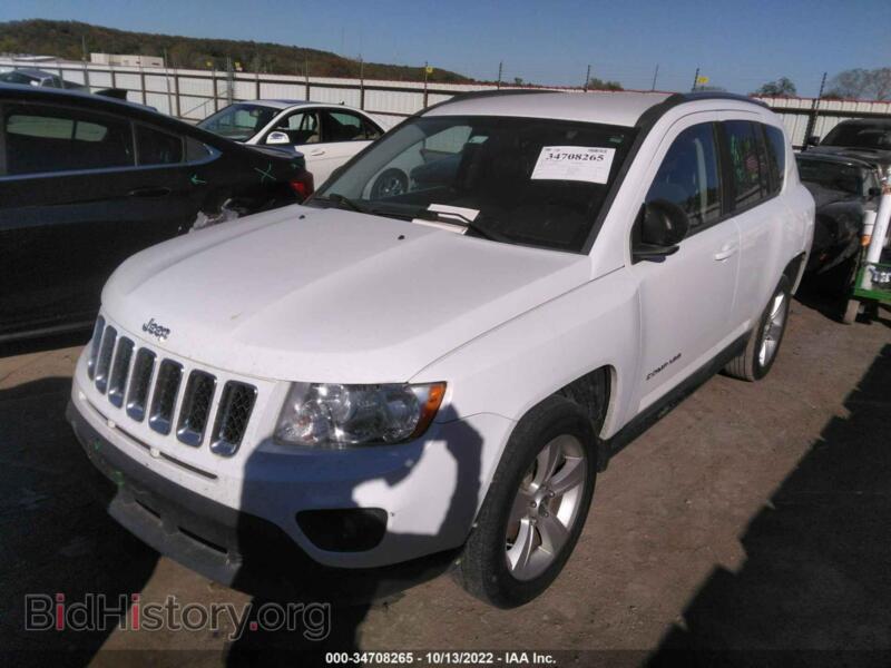 2011 Jeep COMPASS (VIN 1J4NT1FB5BD284307) — фото 2 из 11