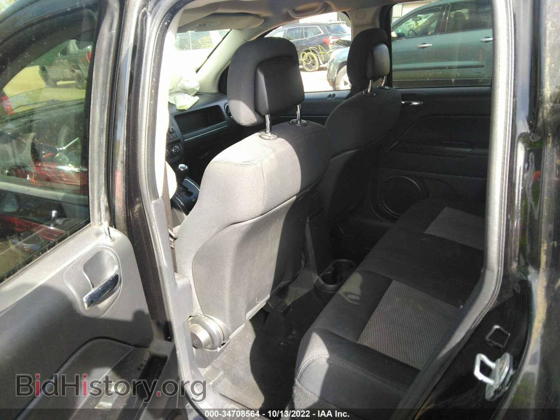 2010 JEEP COMPASS - VIN: 1J4NT4FB0AD601944 - Фото 8