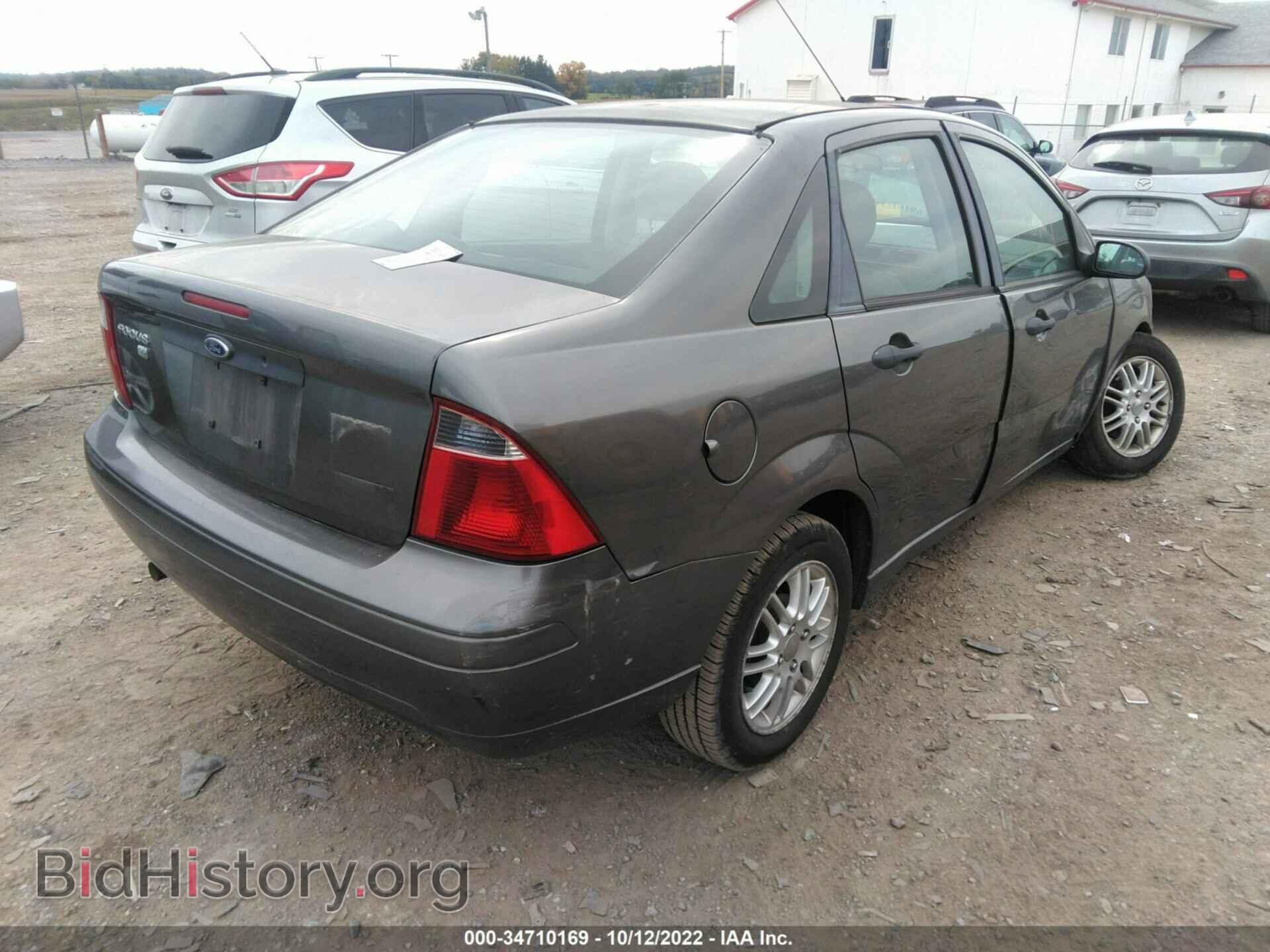 2007 FORD FOCUS - VIN: 1FAHP34N17W366455 - Photo 4