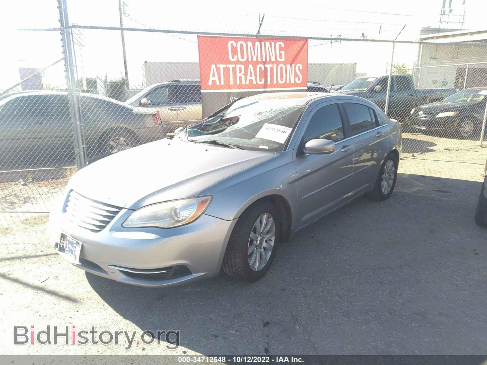 2013 CHRYSLER 200 - VIN: 1C3CCBBB8DN666213 - Photo 2