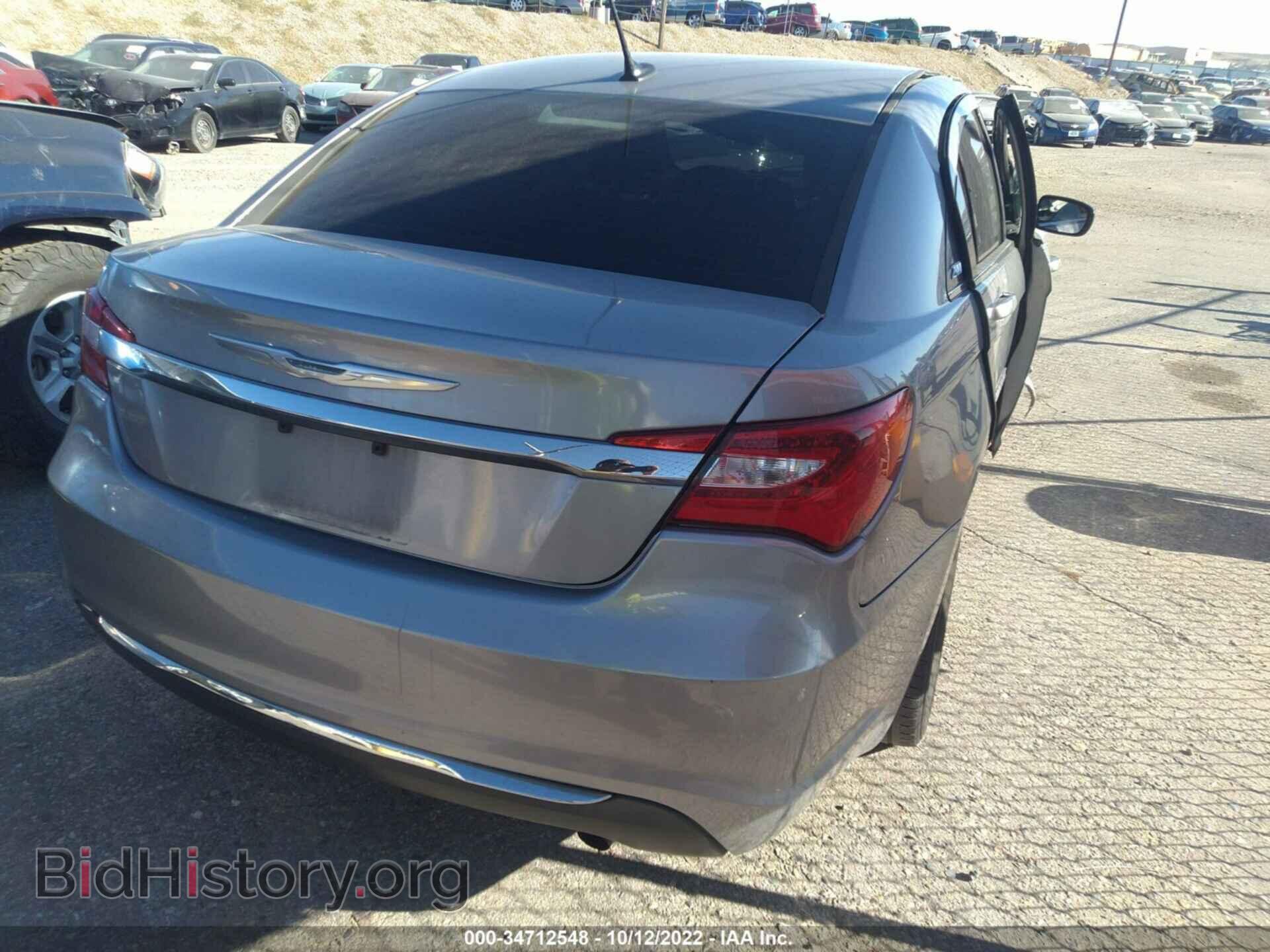 2013 CHRYSLER 200 - VIN: 1C3CCBBB8DN666213 - Photo 4