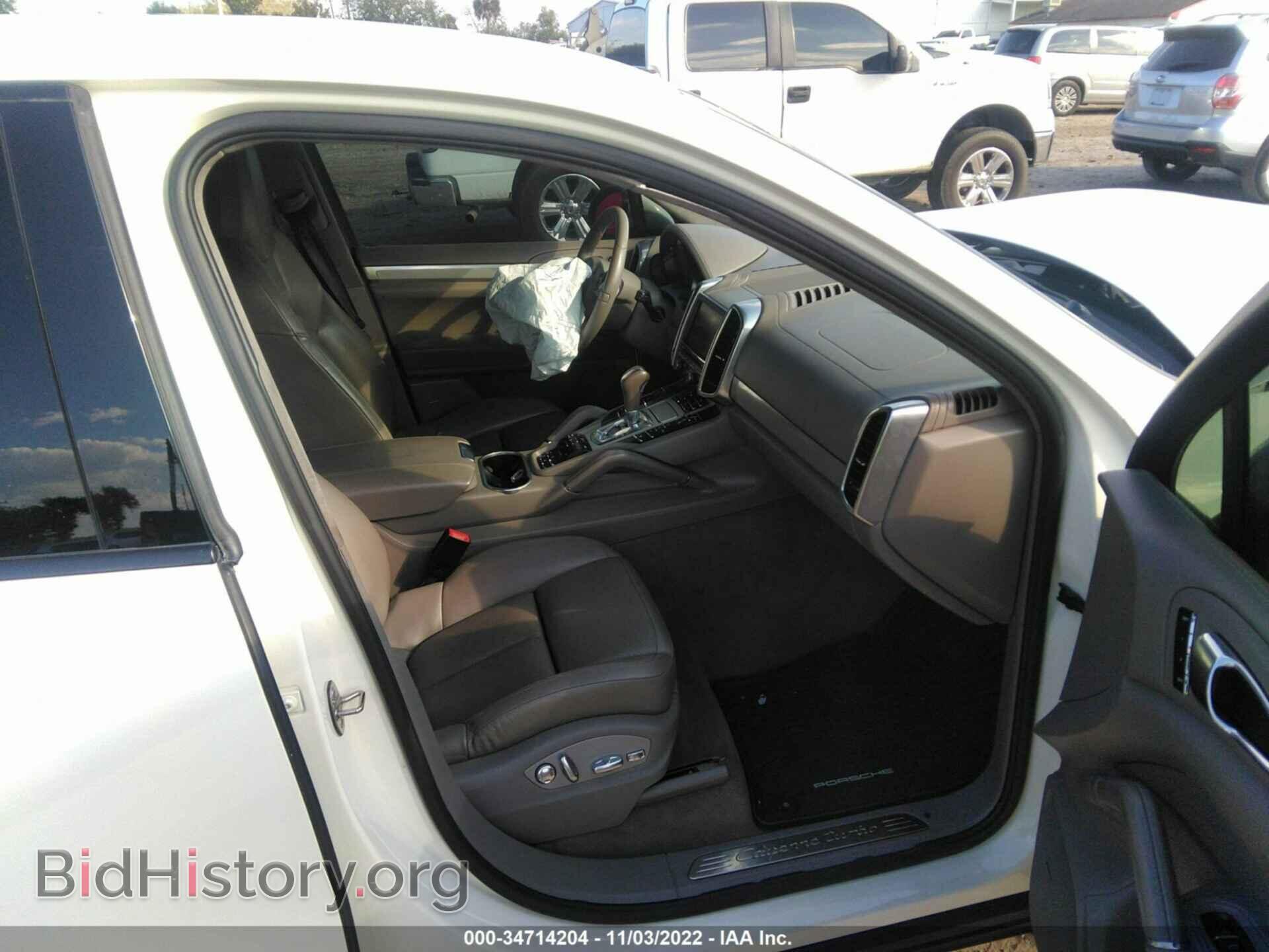 2011 PORSCHE CAYENNE - VIN: WP1AC2A2XBLA84044 - Фото 5