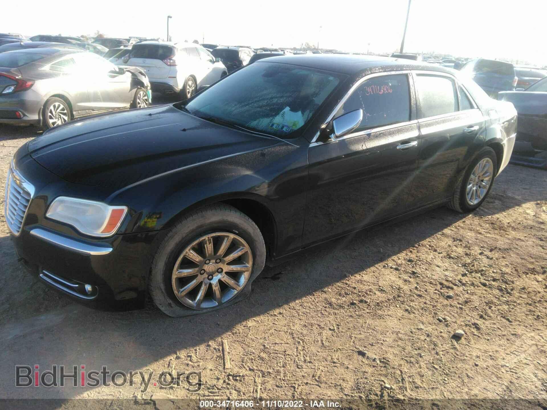 2011 CHRYSLER 300 - VIN: 2C3CA6CT6BH596169 - Фото 2