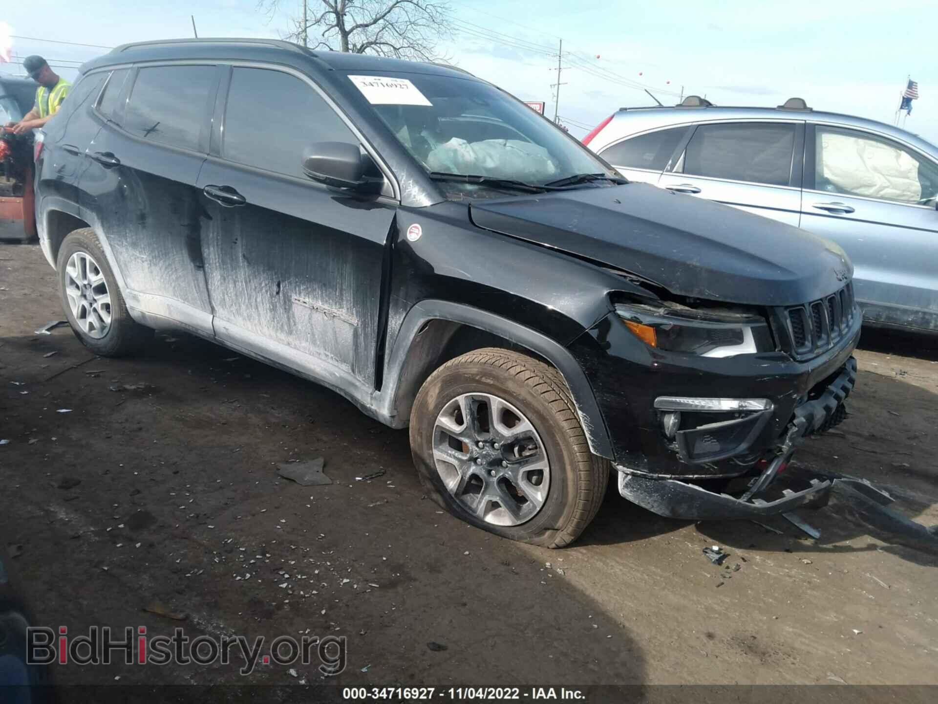 Фотография 3C4NJDDB8JT366914 - JEEP COMPASS 2018