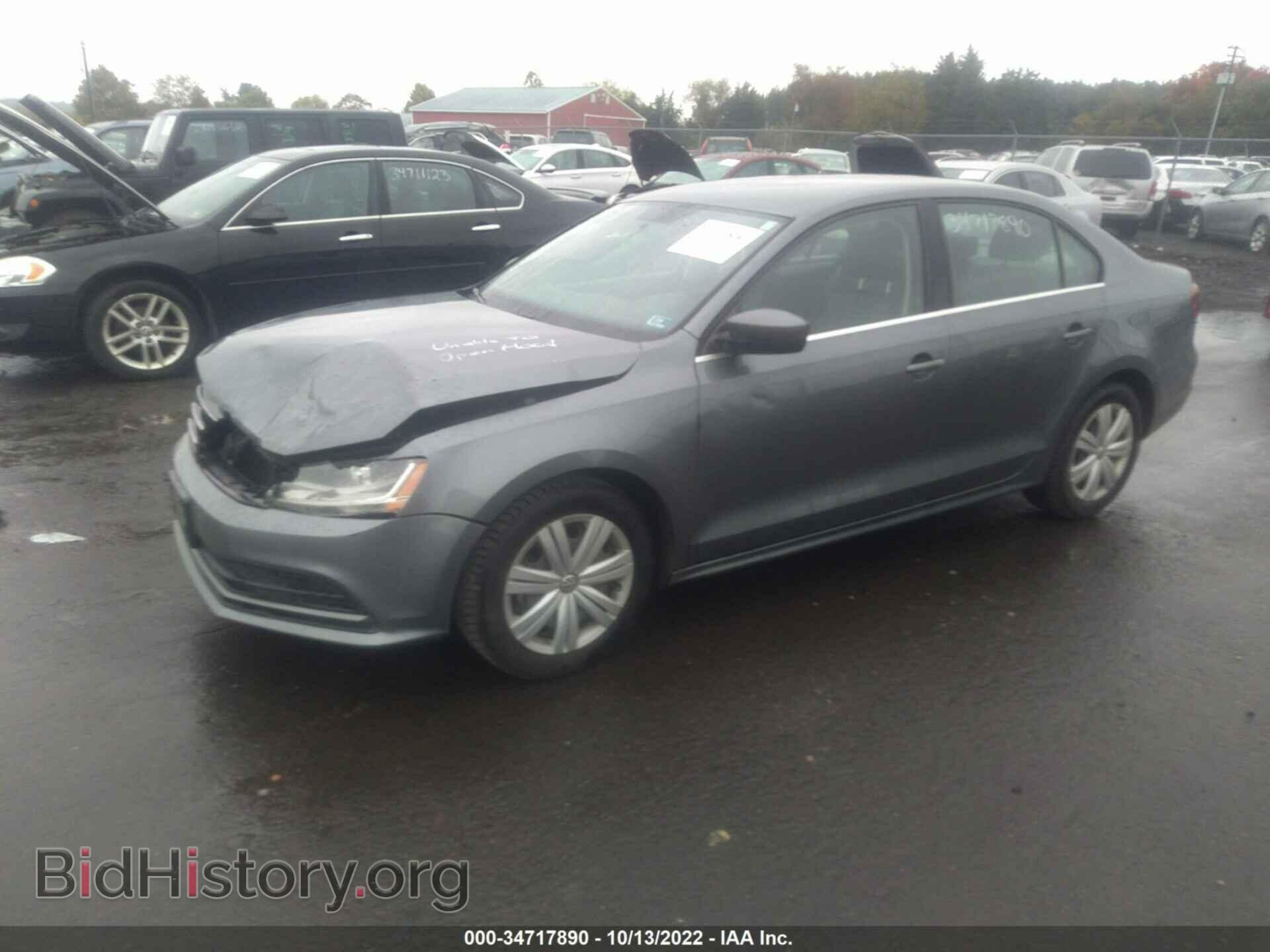 2017 VOLKSWAGEN JETTA - VIN: 3VW2B7AJ4HM372692 - Фото 2
