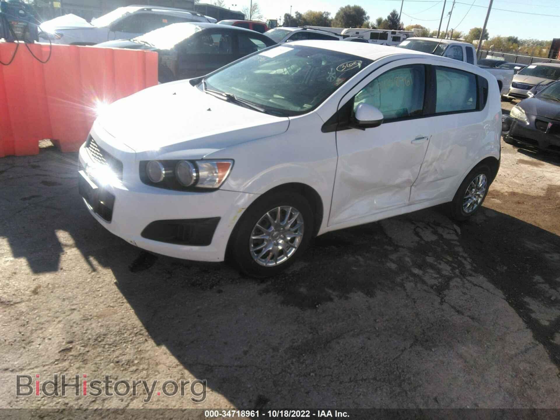 2013 CHEVROLET SONIC - VIN: 1G1JA6SH6D4188926 - Фото 2