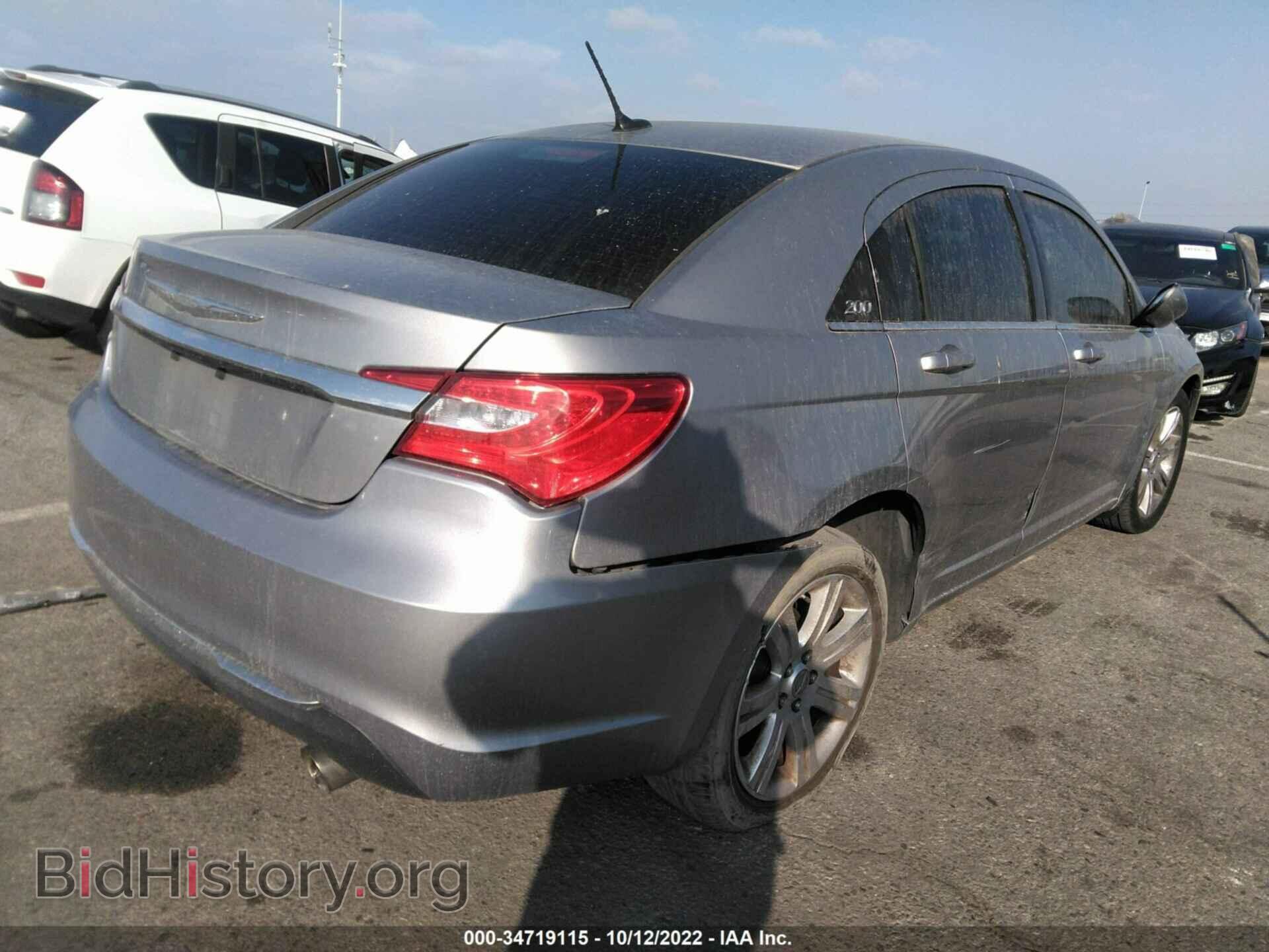 2013 CHRYSLER 200 - VIN: 1C3CCBAB8DN698533 - Photo 4