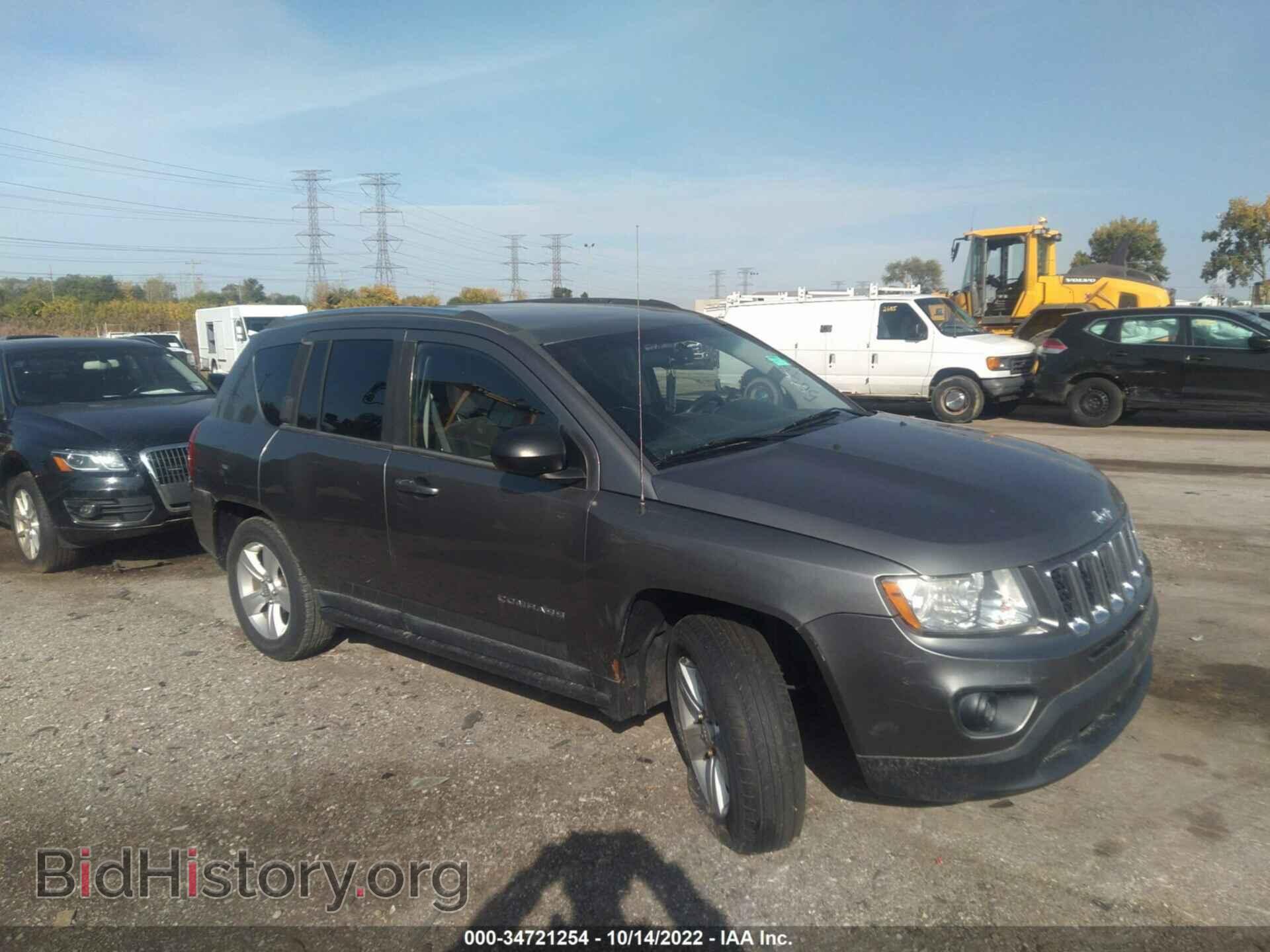 Photo 1J4NT1FA0BD253473 - JEEP COMPASS 2011