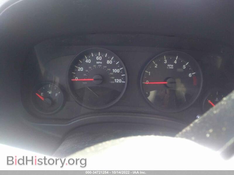 2011 Jeep COMPASS (VIN 1J4NT1FA0BD253473) — photo 7 of 10