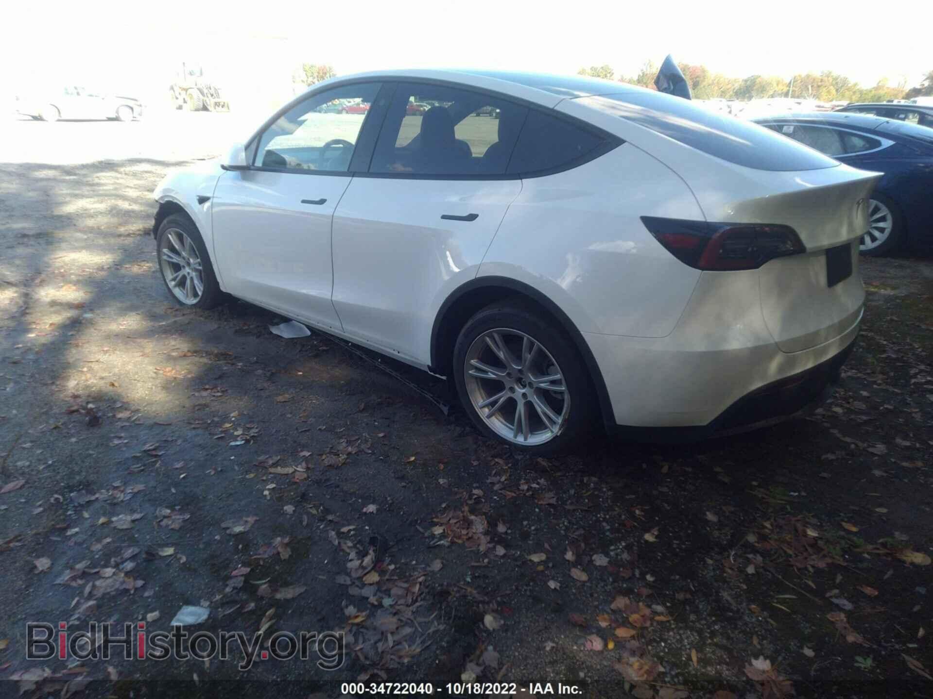 2022 TESLA MODEL Y - VIN: 7SAYGDEE5NF426188 - Photo 3
