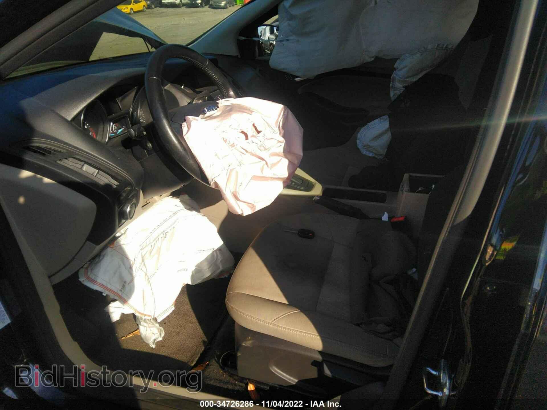 2017 FORD FOCUS - VIN: 1FADP3F26HL240953 - Photo 5