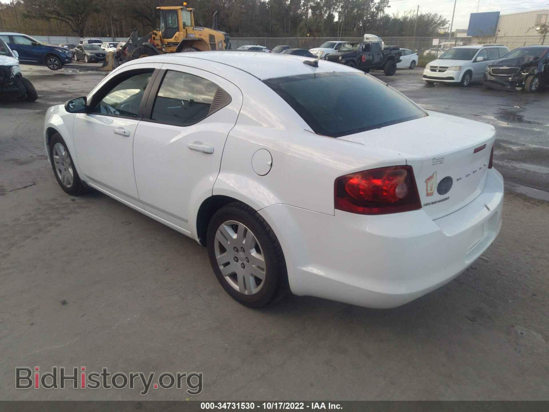 2011 DODGE AVENGER - VIN: 1B3BD4FB4BN608141 - Photo 3
