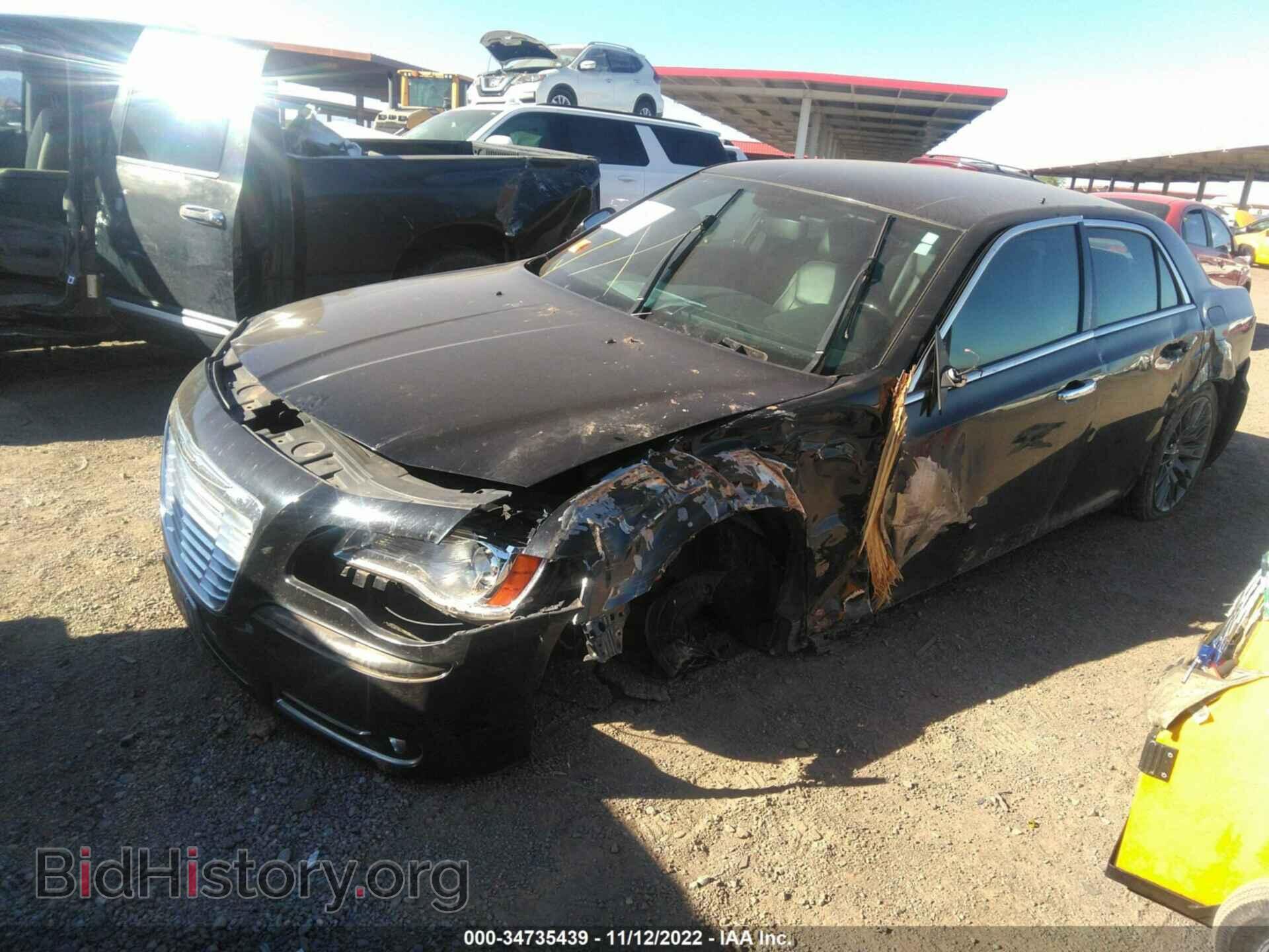 2014 CHRYSLER 300 - VIN: 2C3CCAET6EH169914 - Фото 2