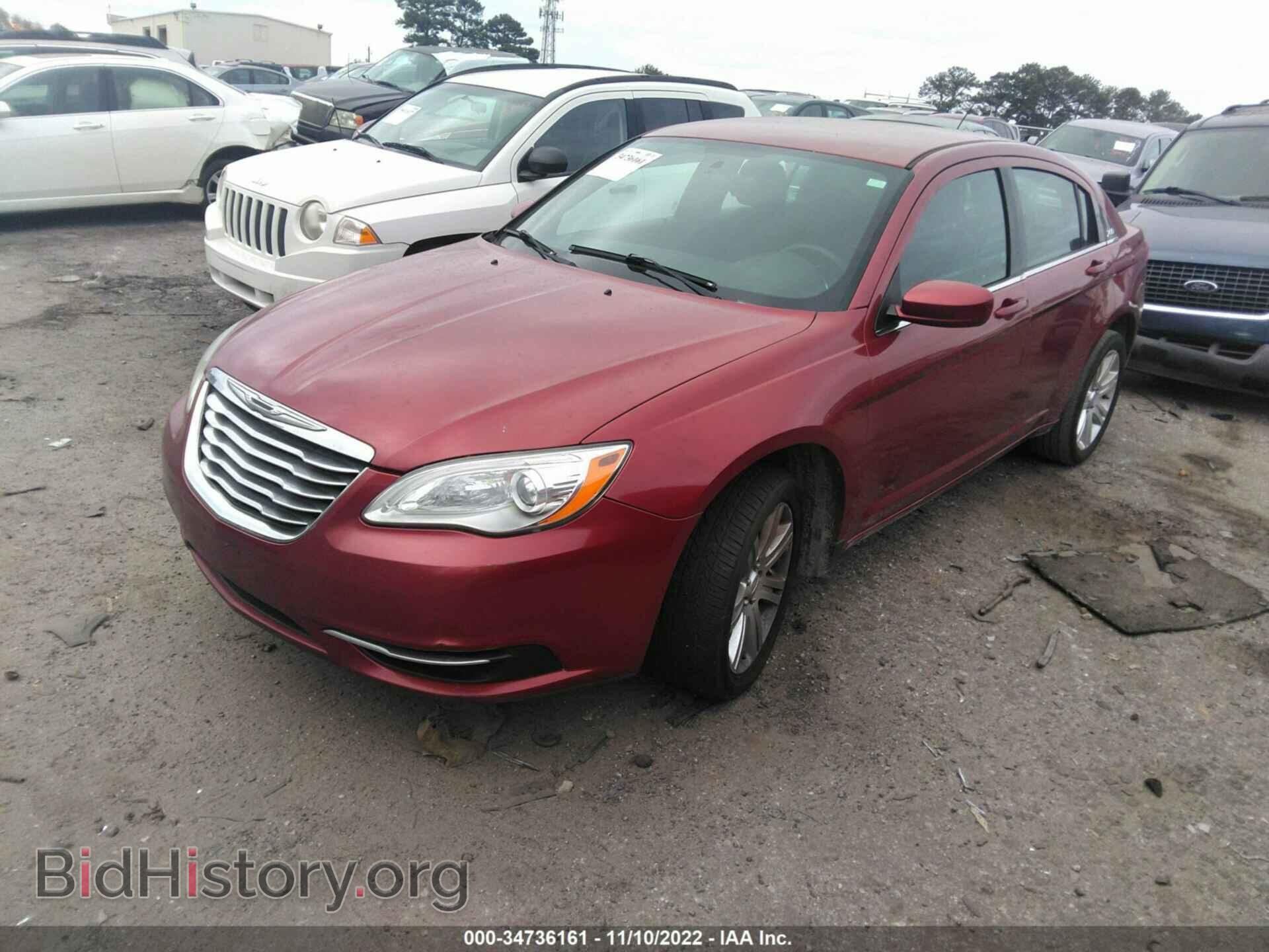 2013 CHRYSLER 200 - VIN: 1C3CCBAB1DN686921 - Фото 2