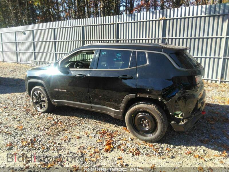 2017 Jeep COMPASS (VIN 3C4NJDDB6HT635714) — photo 3 of 11