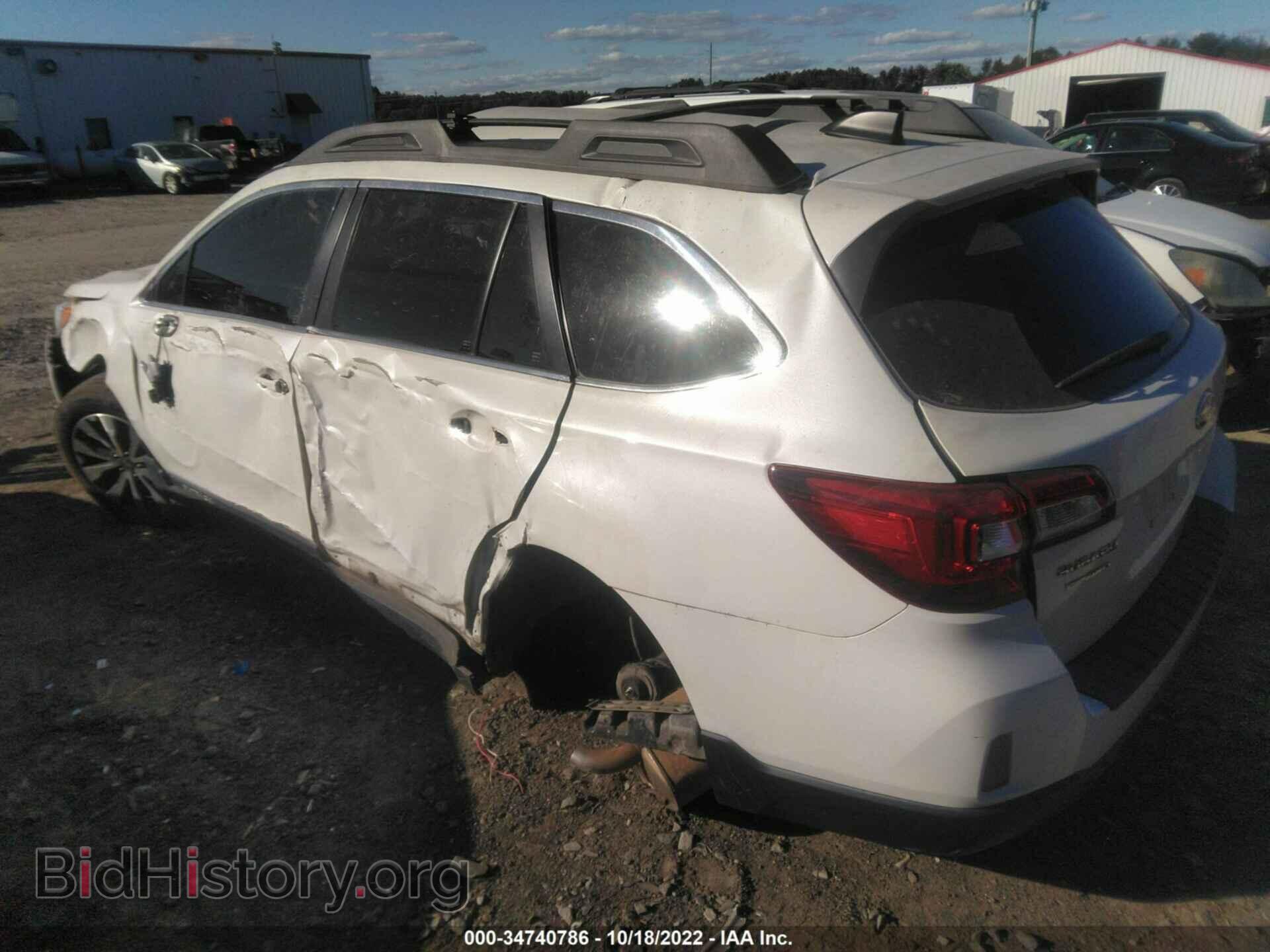 2017 SUBARU OUTBACK - VIN: 4S4BSANC3H3424581 - Фото 3
