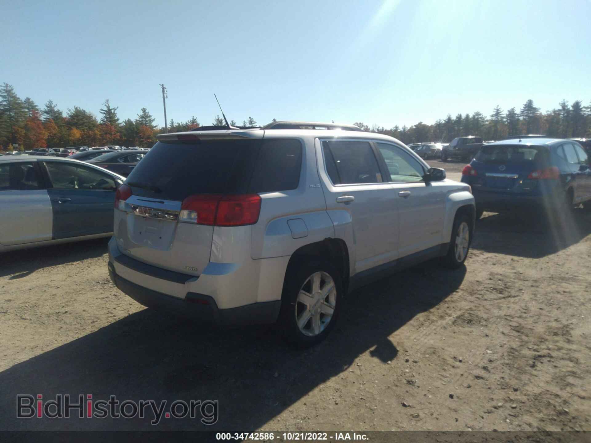 2010 GMC TERRAIN - VIN: 2CTFLEEW8A6231155 - Photo 4