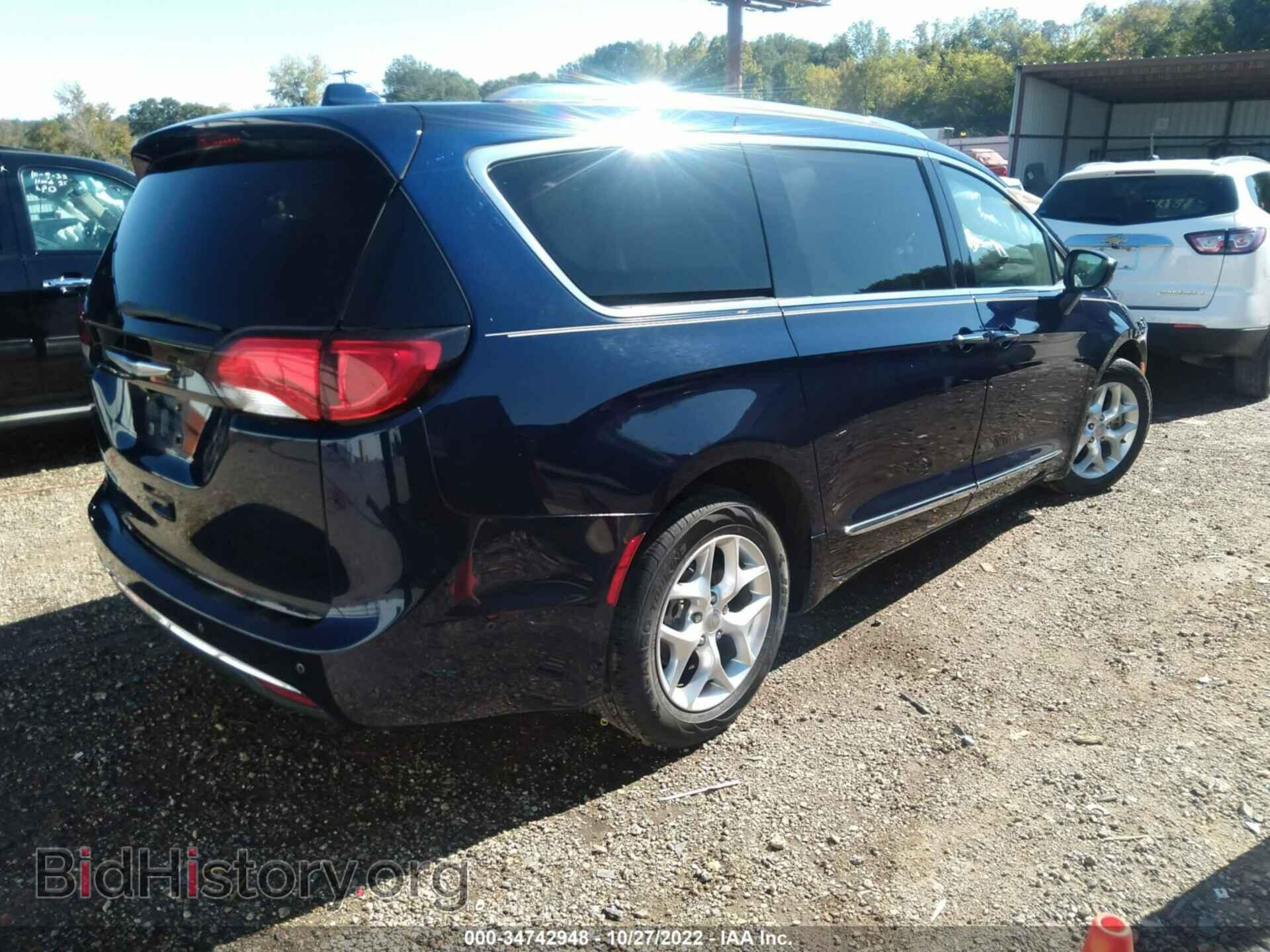 2017 CHRYSLER PACIFICA - VIN: 2C4RC1EG0HR739882 - Photo 4