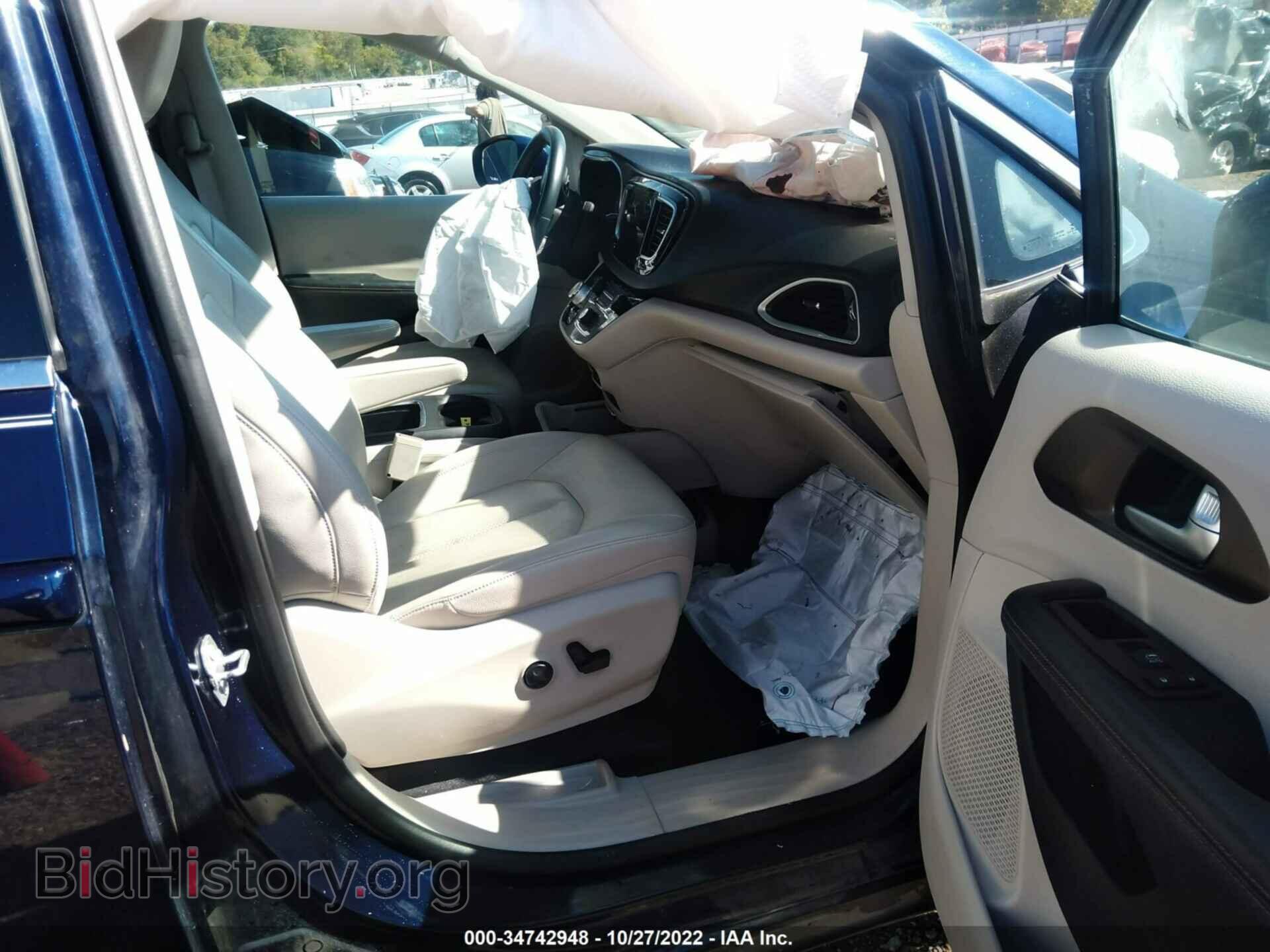 2017 CHRYSLER PACIFICA - VIN: 2C4RC1EG0HR739882 - Photo 5