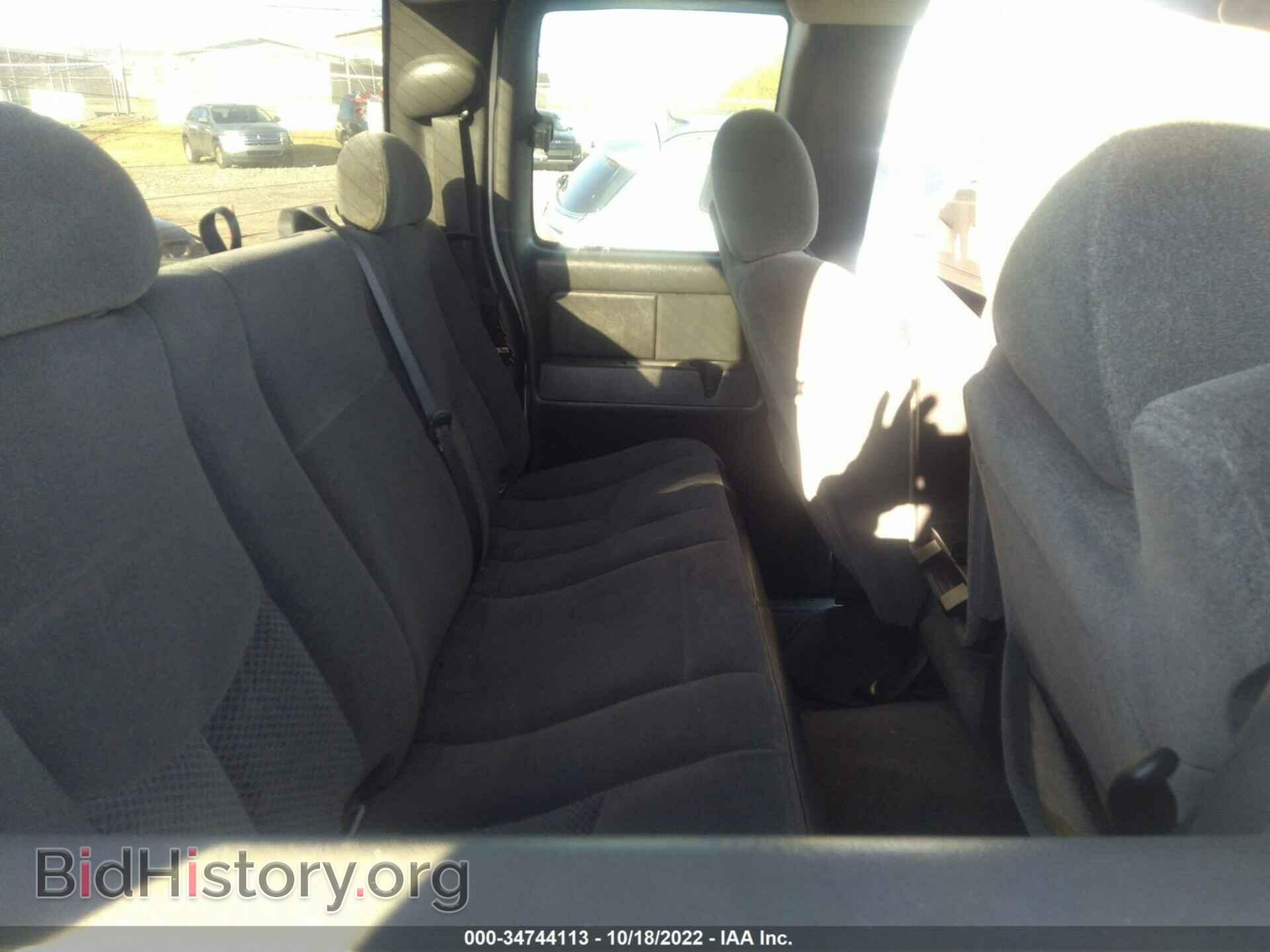 2006 CHEVROLET SILVERADO 1500 - VIN: 2GCEC19V461114596 - Фото 8