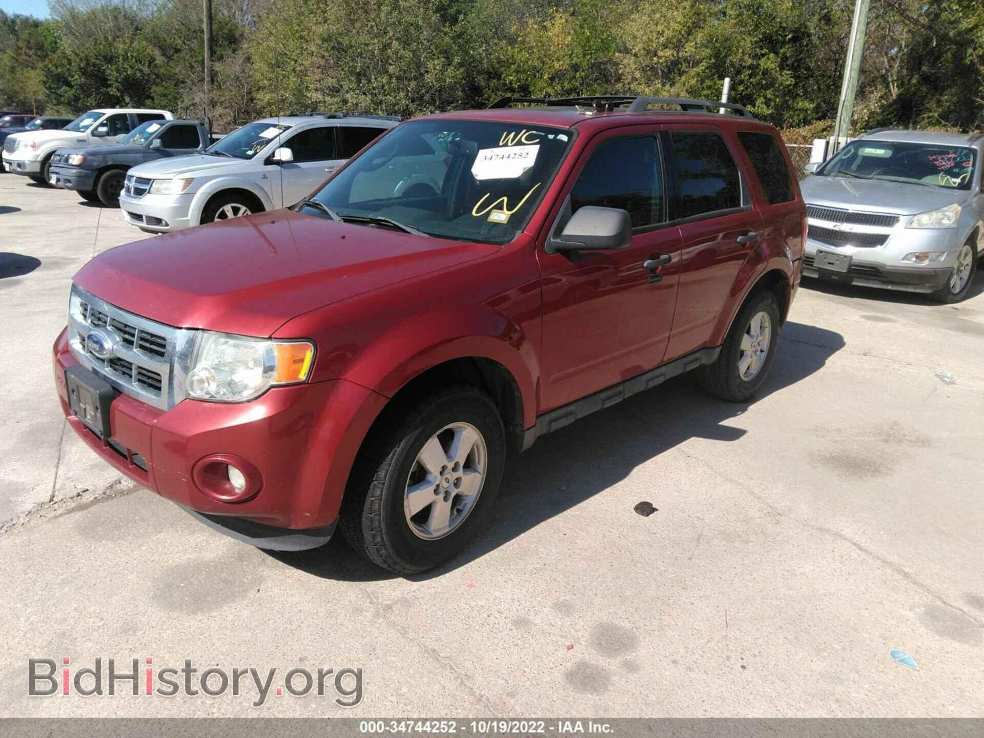 2012 FORD ESCAPE - VIN: 1FMCU0DG7CKA74982 - Фото 2
