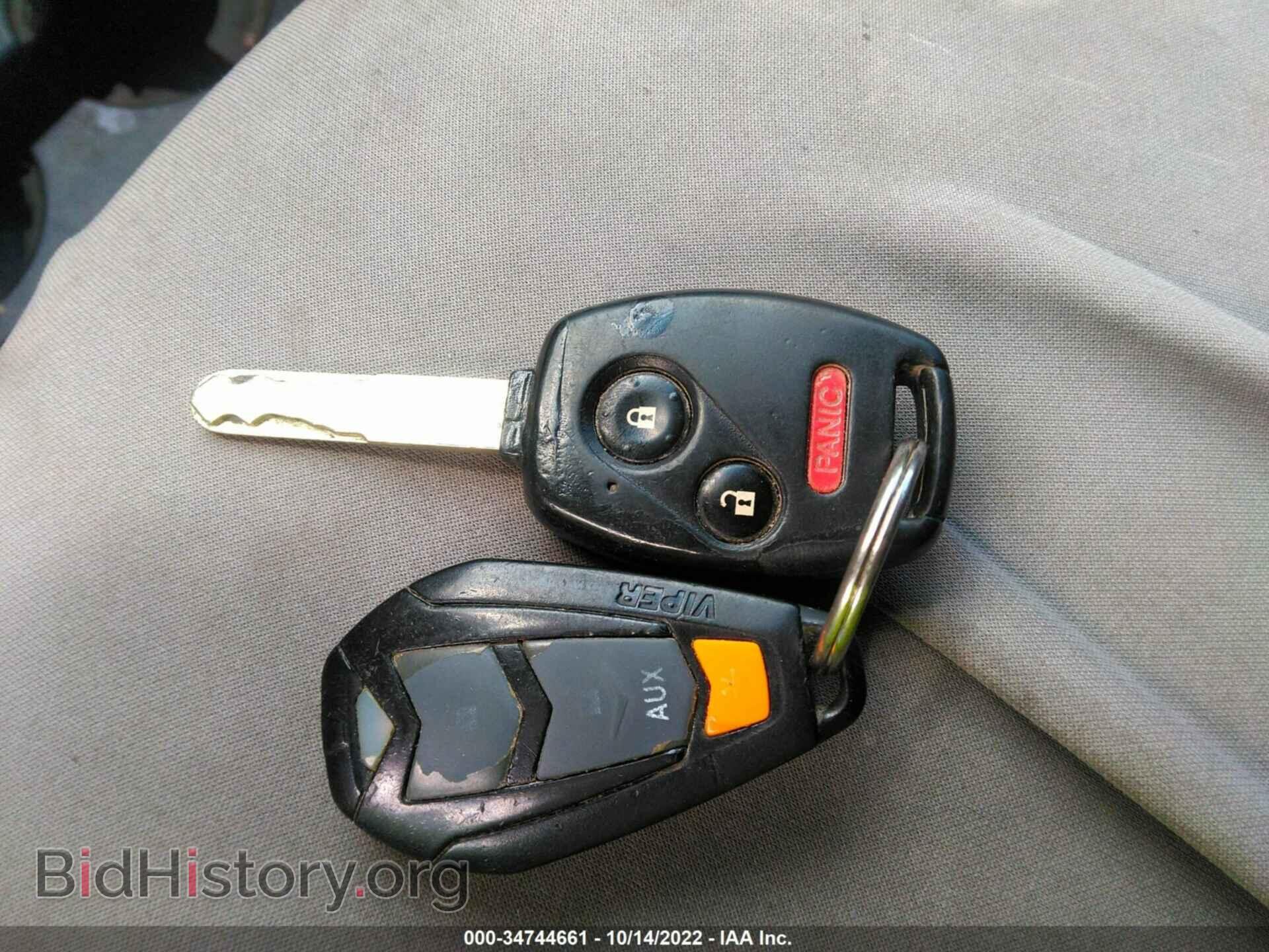2011 HONDA PILOT - VIN: 5FNYF3H4XBB044652 - Фото 11