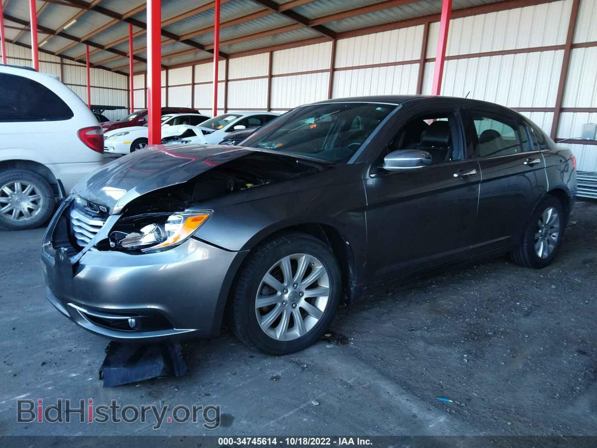 2013 CHRYSLER 200 - VIN: 1C3CCBCG1DN583376 - Photo 2