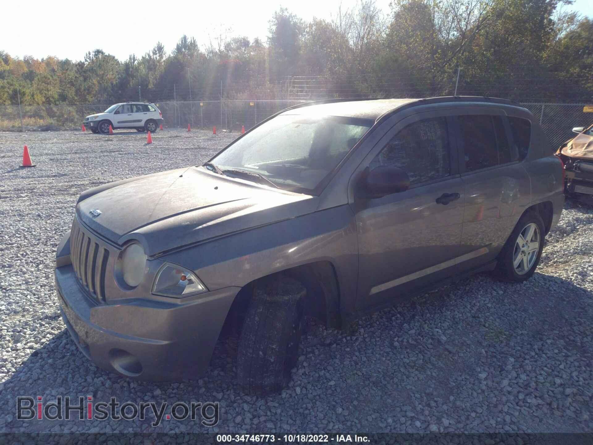 2007 JEEP COMPASS - VIN: 1J8FT47W17D378245 - Фото 2