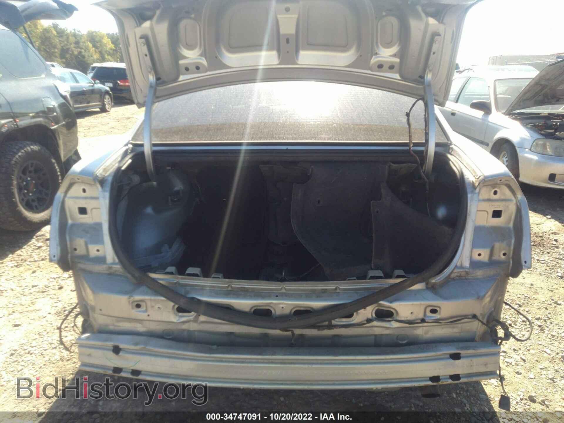 2014 CHRYSLER 300 - VIN: 2C3CCABG6EH352592 - Фото 6