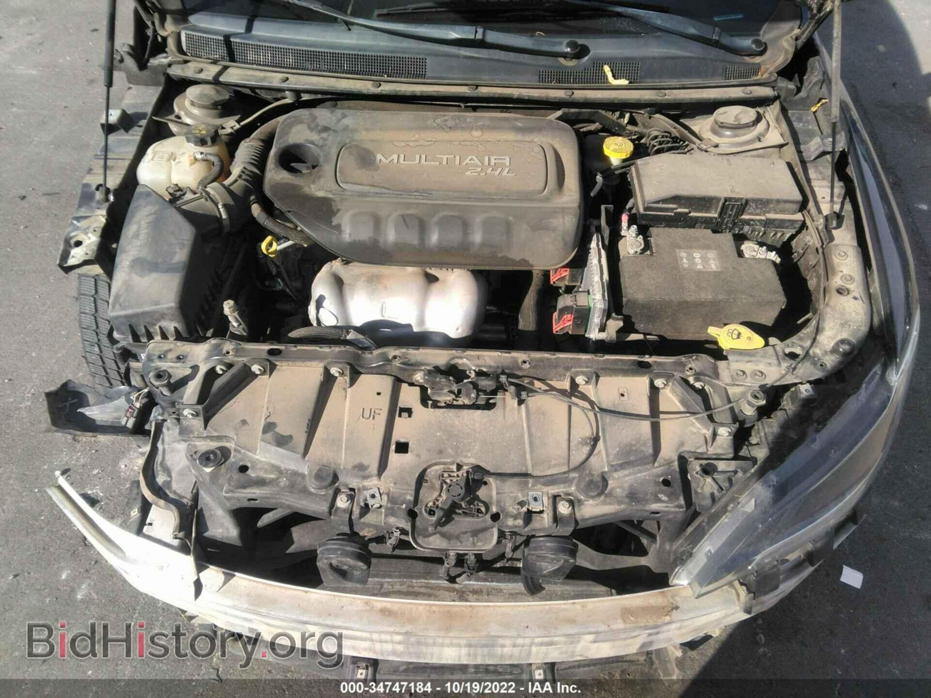 2016 CHRYSLER 200 - VIN: 1C3CCCAB8GN125531 - Фото 10
