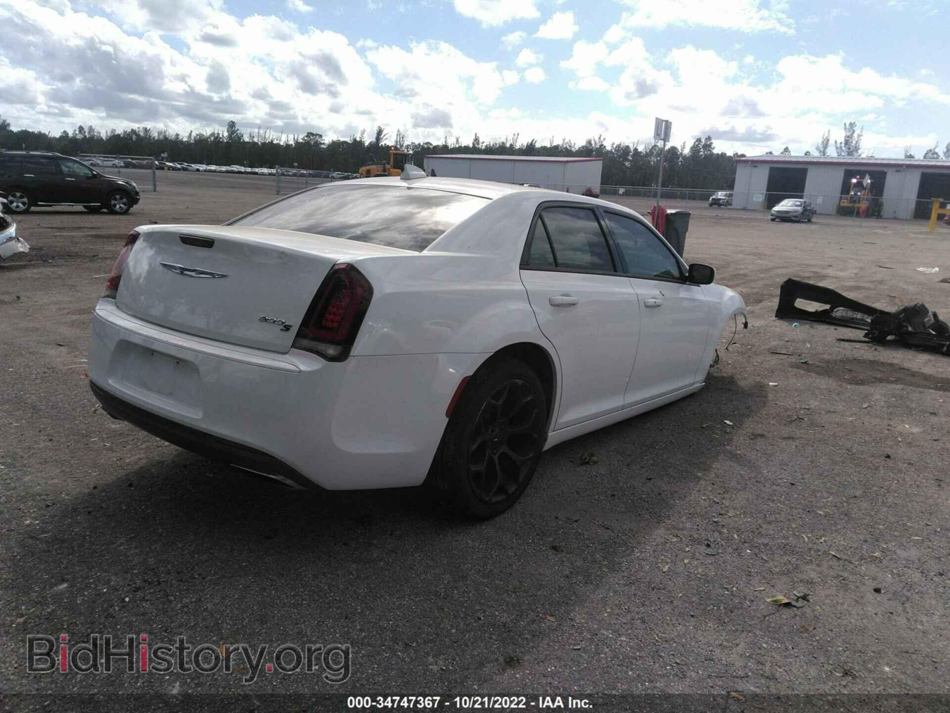 2015 CHRYSLER 300 - VIN: 2C3CCABG3FH756564 - Фото 4