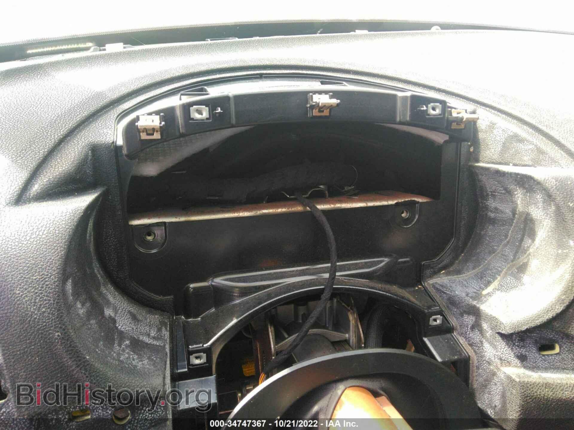 2015 CHRYSLER 300 - VIN: 2C3CCABG3FH756564 - Фото 7