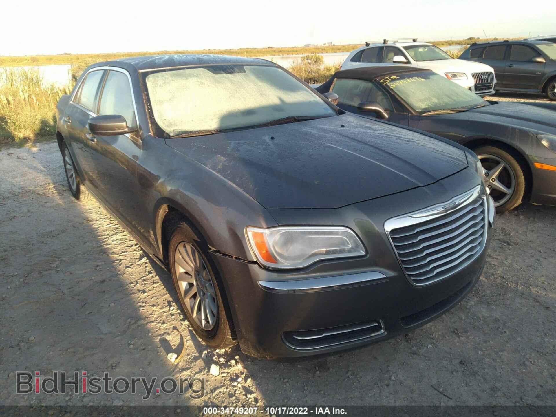 Photo 2C3CA4CG1BH587919 - CHRYSLER 300 2011
