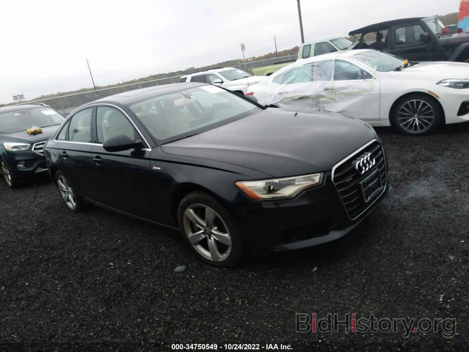 Photo WAUGGAFC3CN127833 - AUDI A6 2012