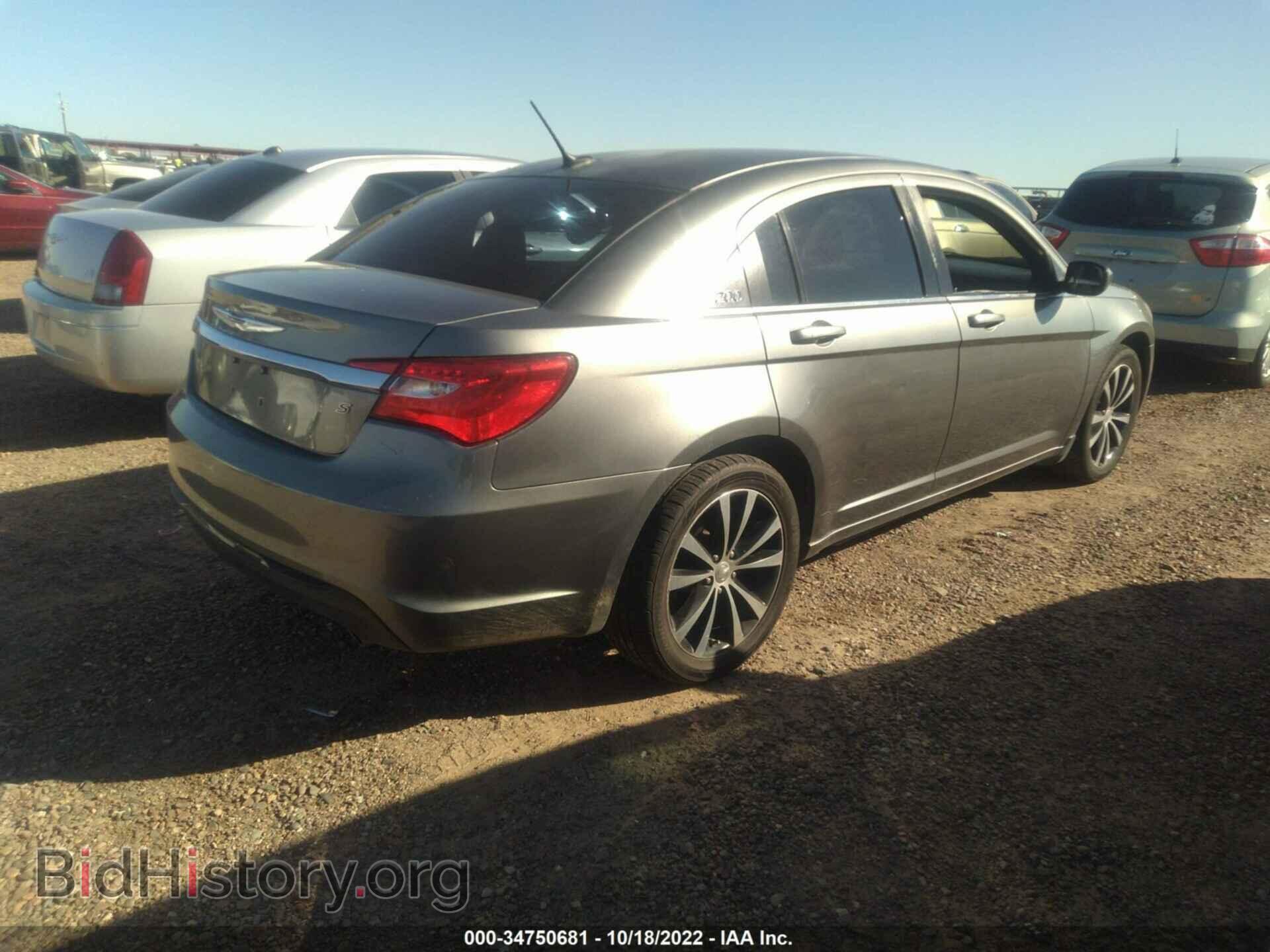 2013 CHRYSLER 200 - VIN: 1C3CCBBG1DN744827 - Фото 4