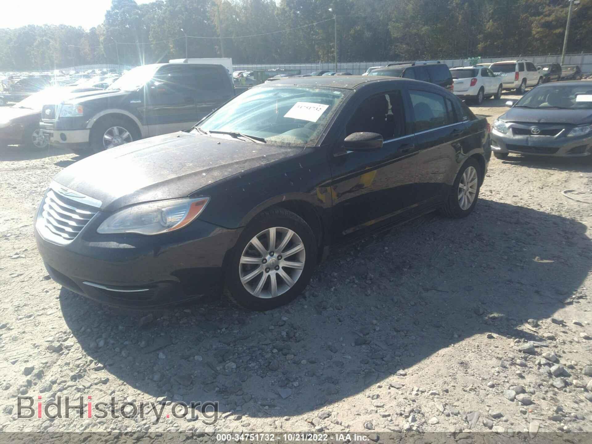 2012 CHRYSLER 200 - VIN: 1C3CCBBG4CN306852 - Фото 2