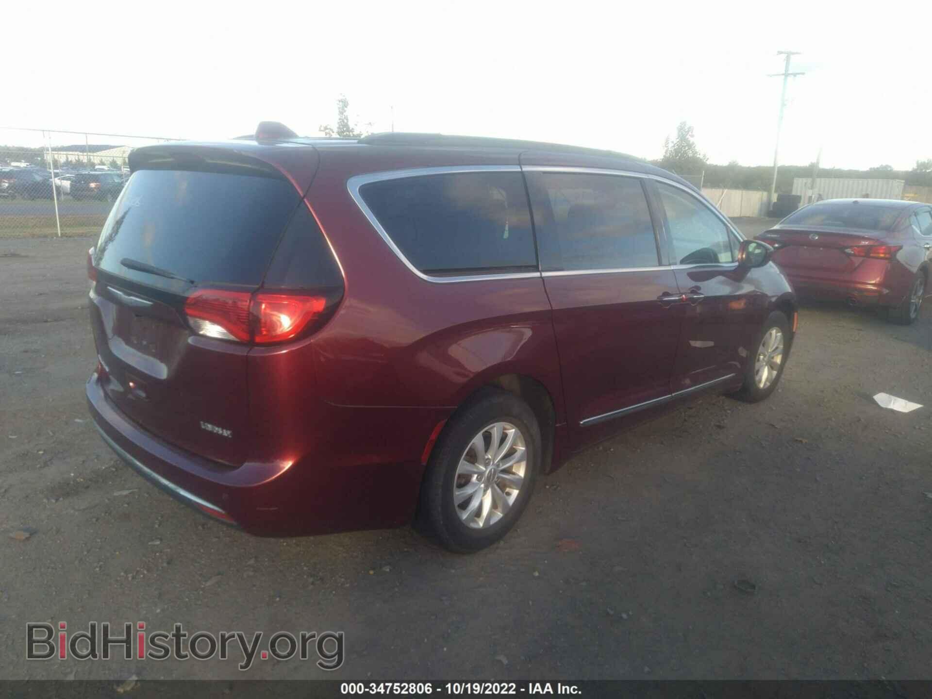 2017 CHRYSLER PACIFICA - VIN: 2C4RC1BGXHR823602 - Фото 4