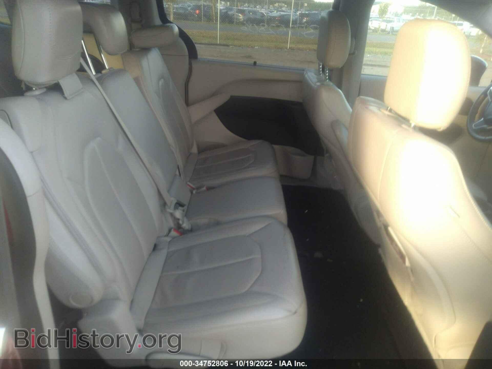 2017 CHRYSLER PACIFICA - VIN: 2C4RC1BGXHR823602 - Фото 8