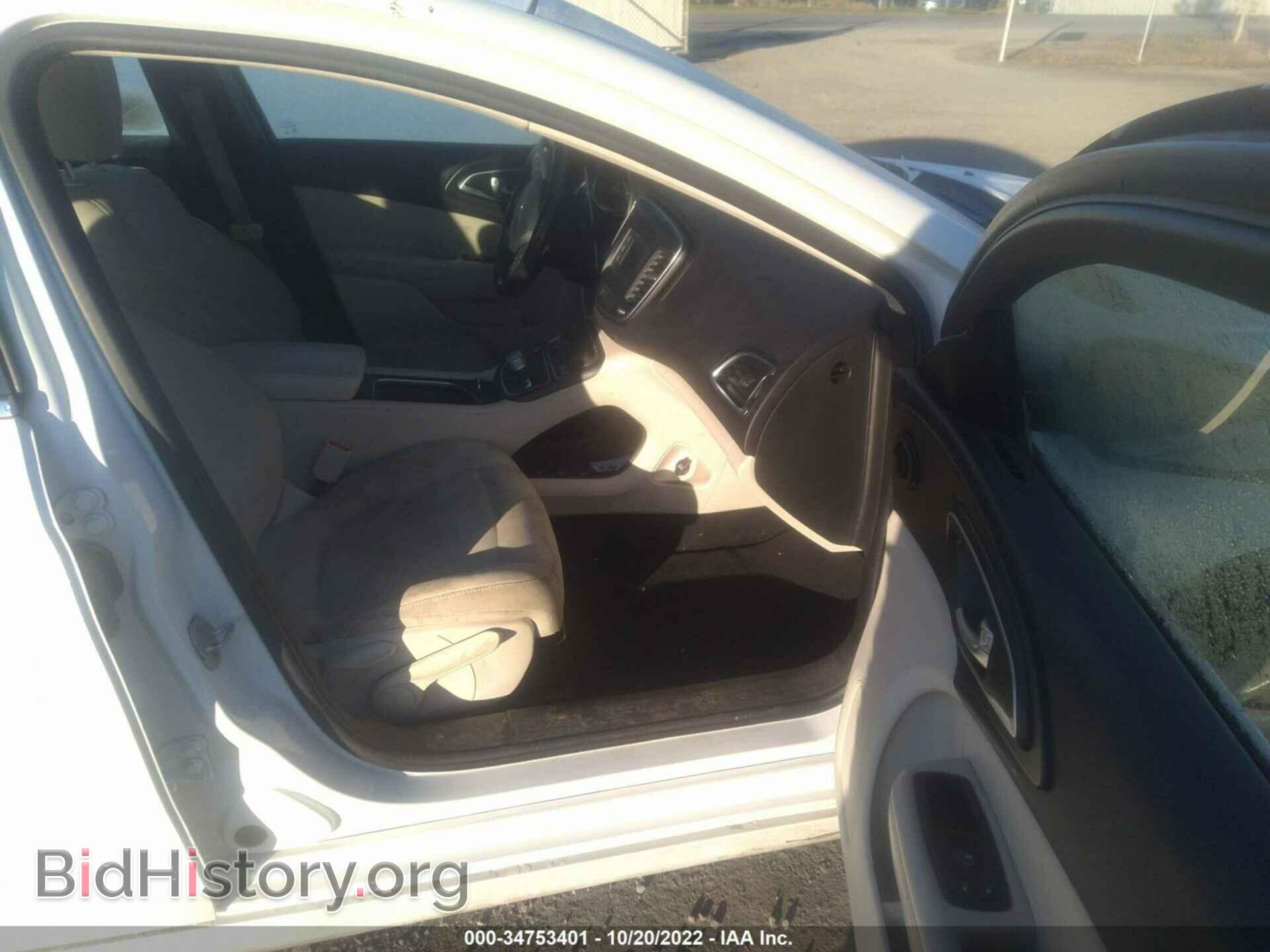 2015 CHRYSLER 200 - VIN: 1C3CCCAB8FN658817 - Фото 5