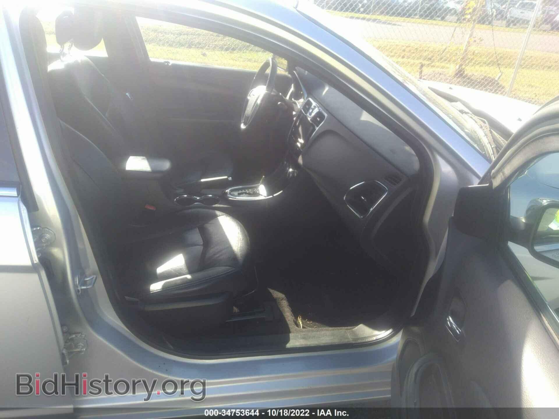 2012 CHRYSLER 200 - VIN: 1C3CCBCBXCN159164 - Фото 5
