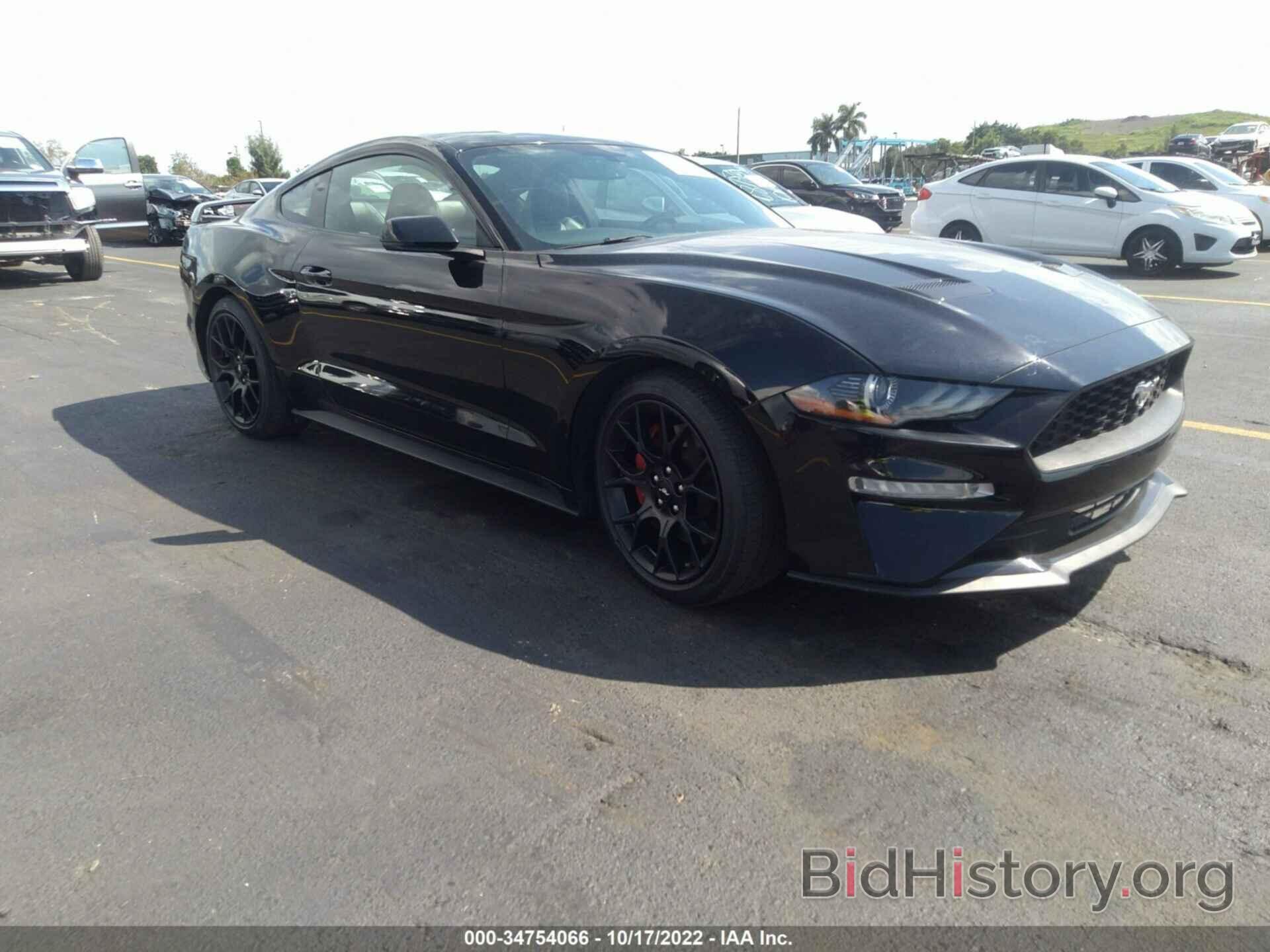 Photo 1FA6P8TH3J5121282 - FORD MUSTANG 2018