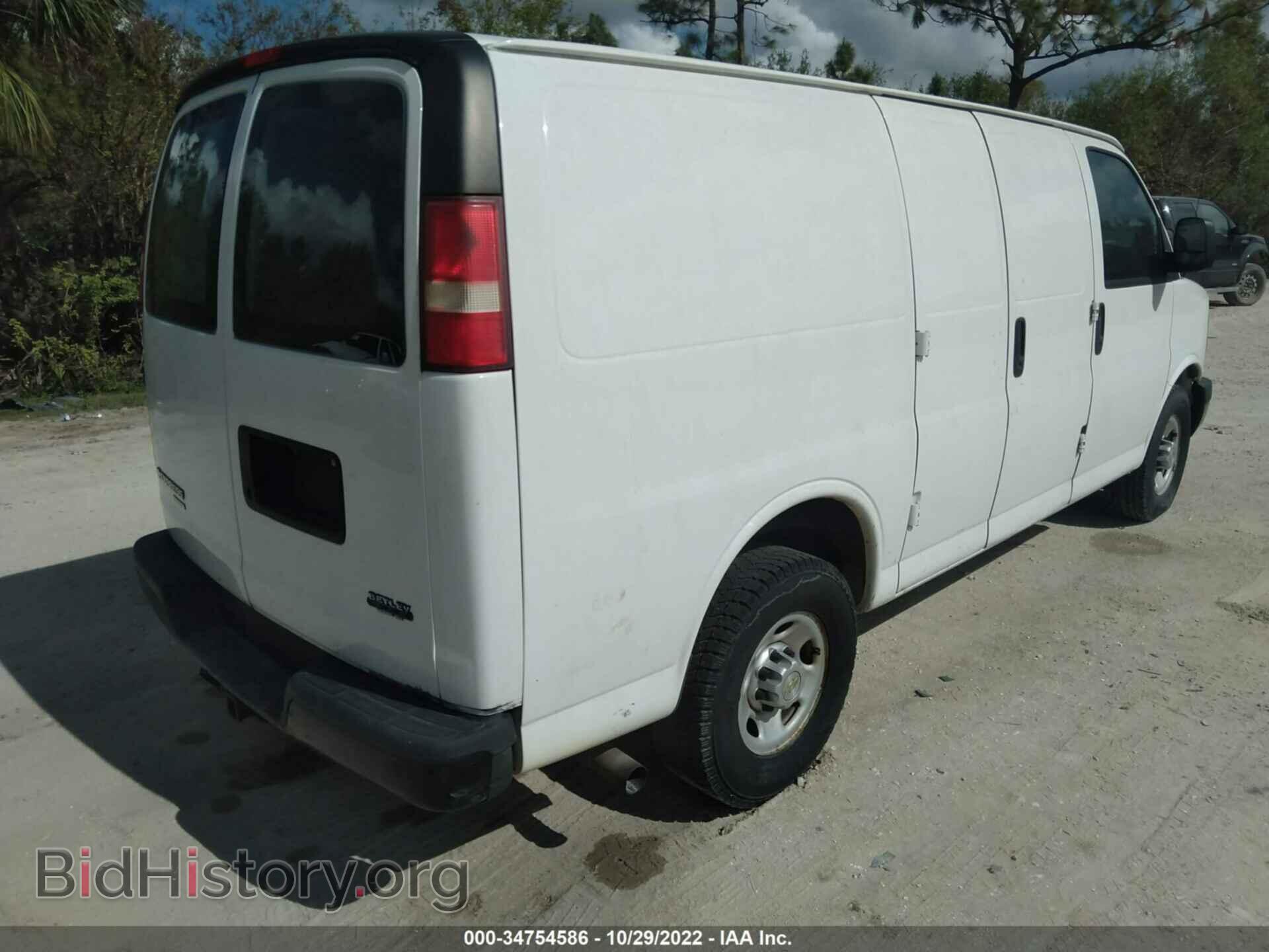 2014 CHEVROLET EXPRESS CARGO VAN - VIN: 1GCWGFFA4E1152275 - Фото 4
