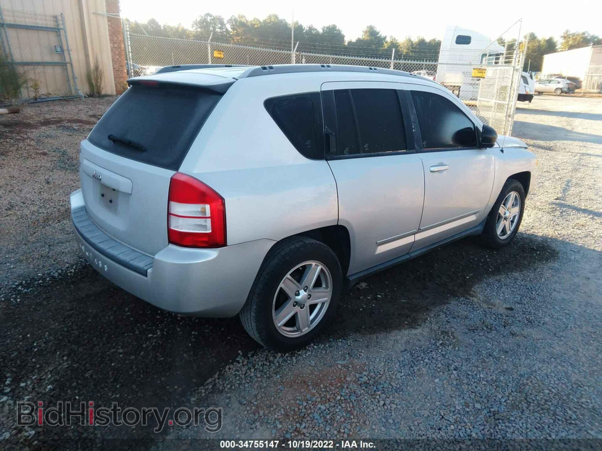 2010 JEEP COMPASS - VIN: 1J4NT4FB0AD656507 - Фото 4