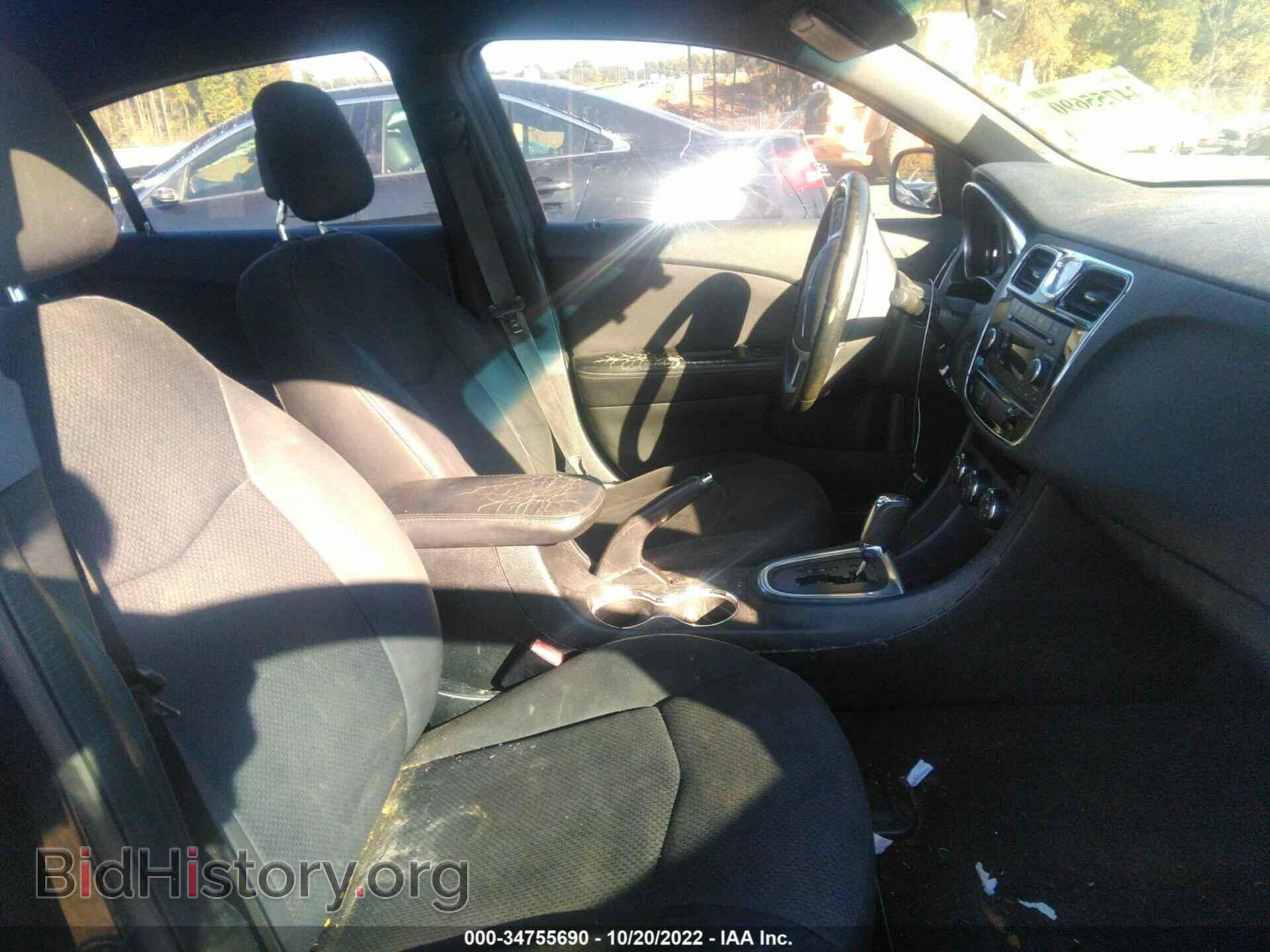 2012 CHRYSLER 200 - VIN: 1C3CCBBB0CN300261 - Photo 5