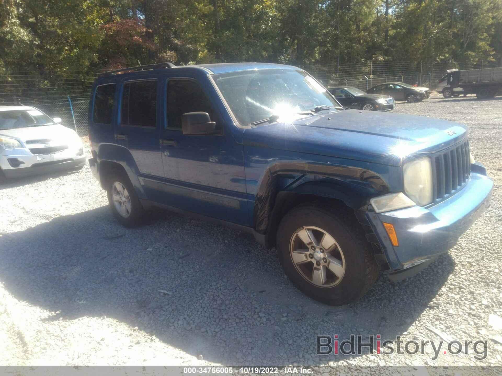 Фотография 1J8GP28K39W531353 - JEEP LIBERTY 2009